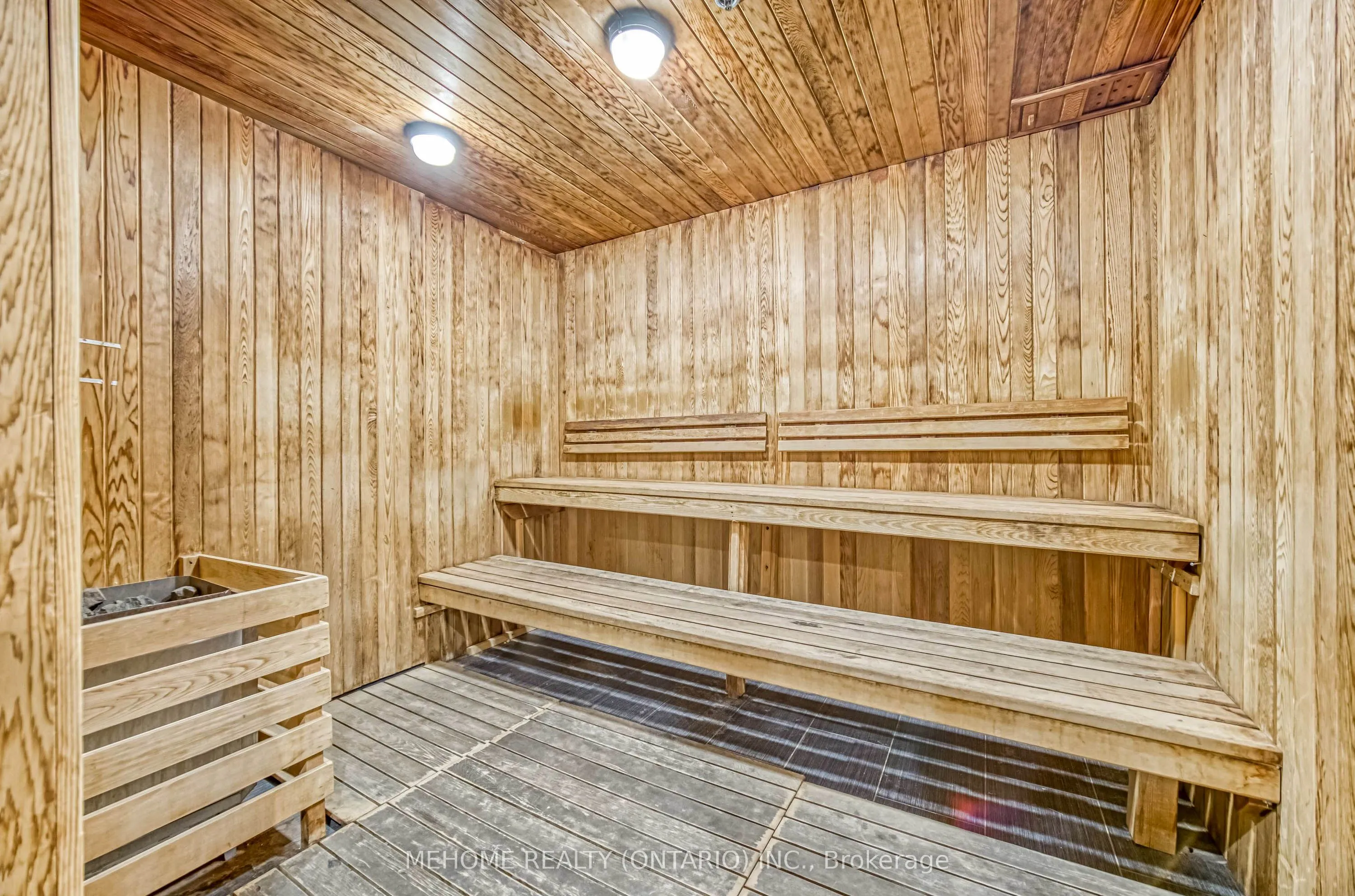 25 Greenview Avenue, #1025