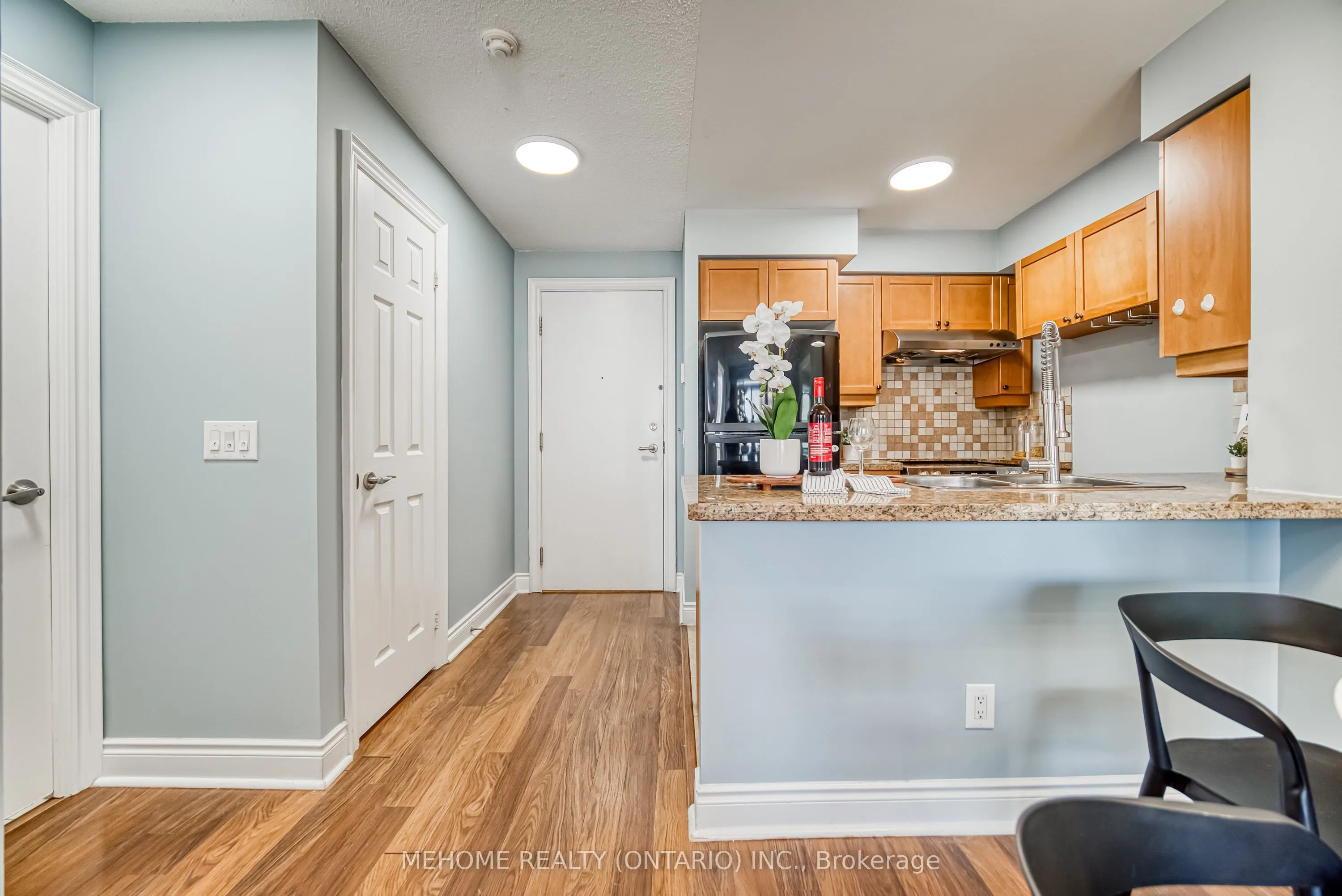 25 Greenview Avenue, #1025