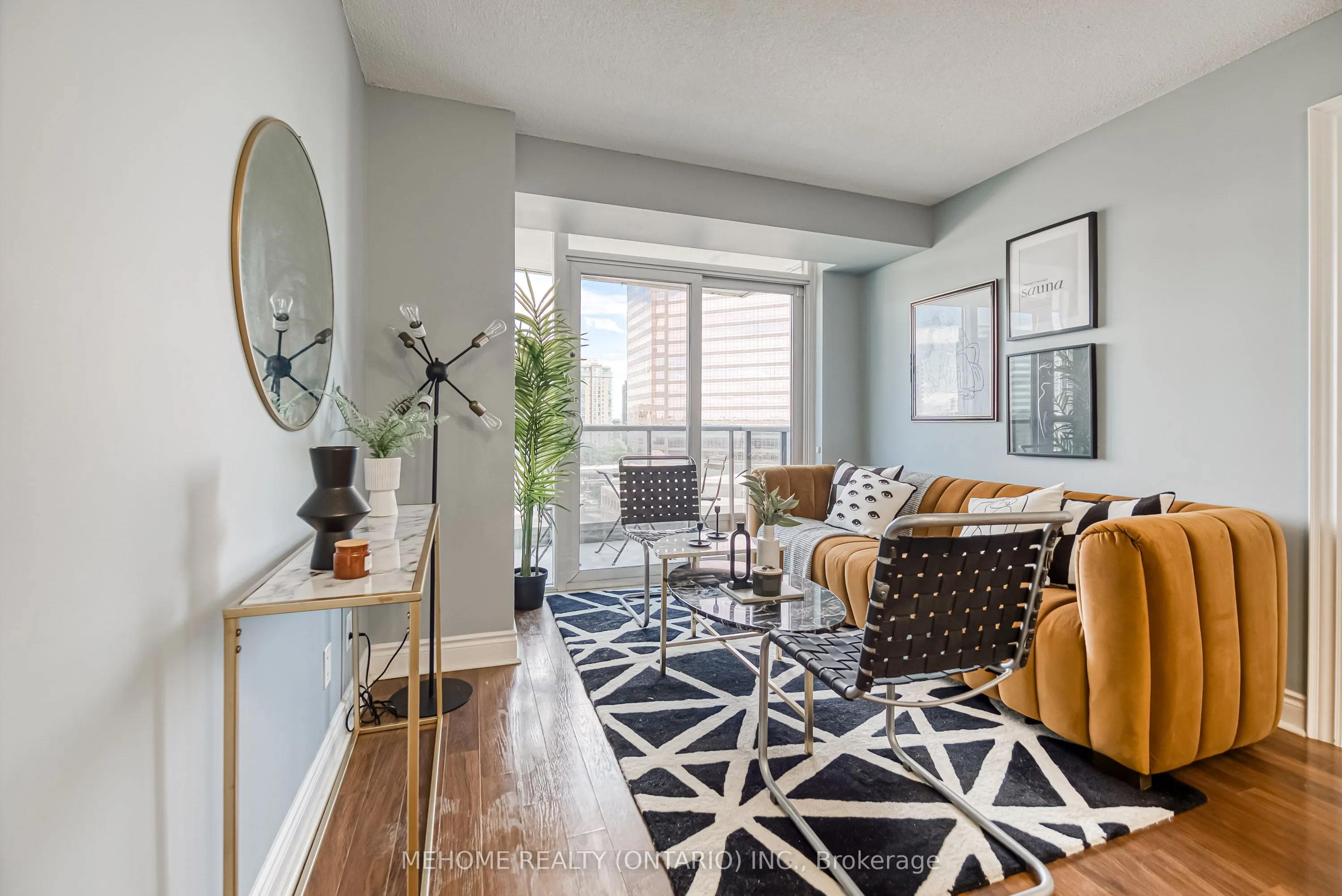 25 Greenview Avenue, #1025