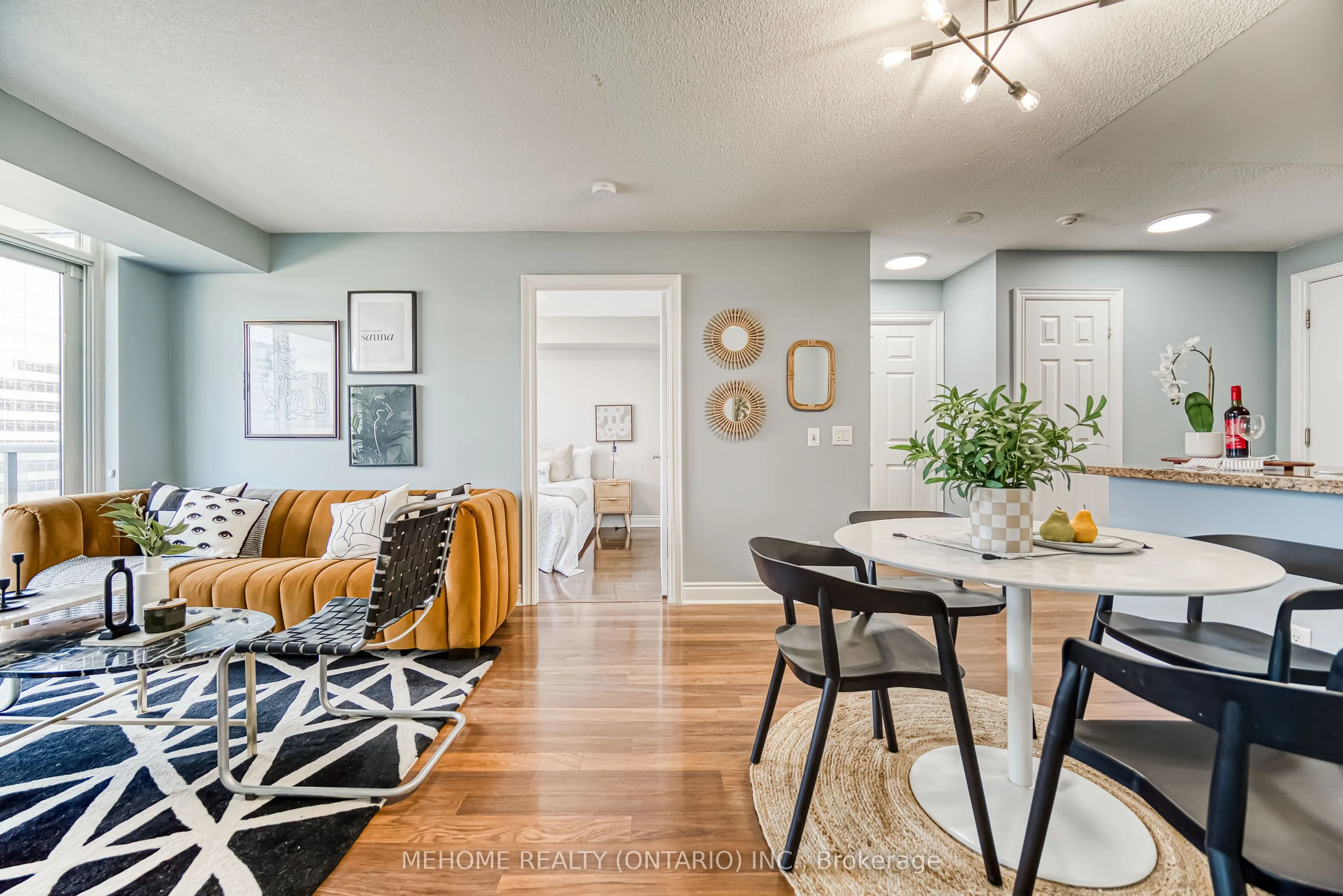 25 Greenview Avenue, #1025