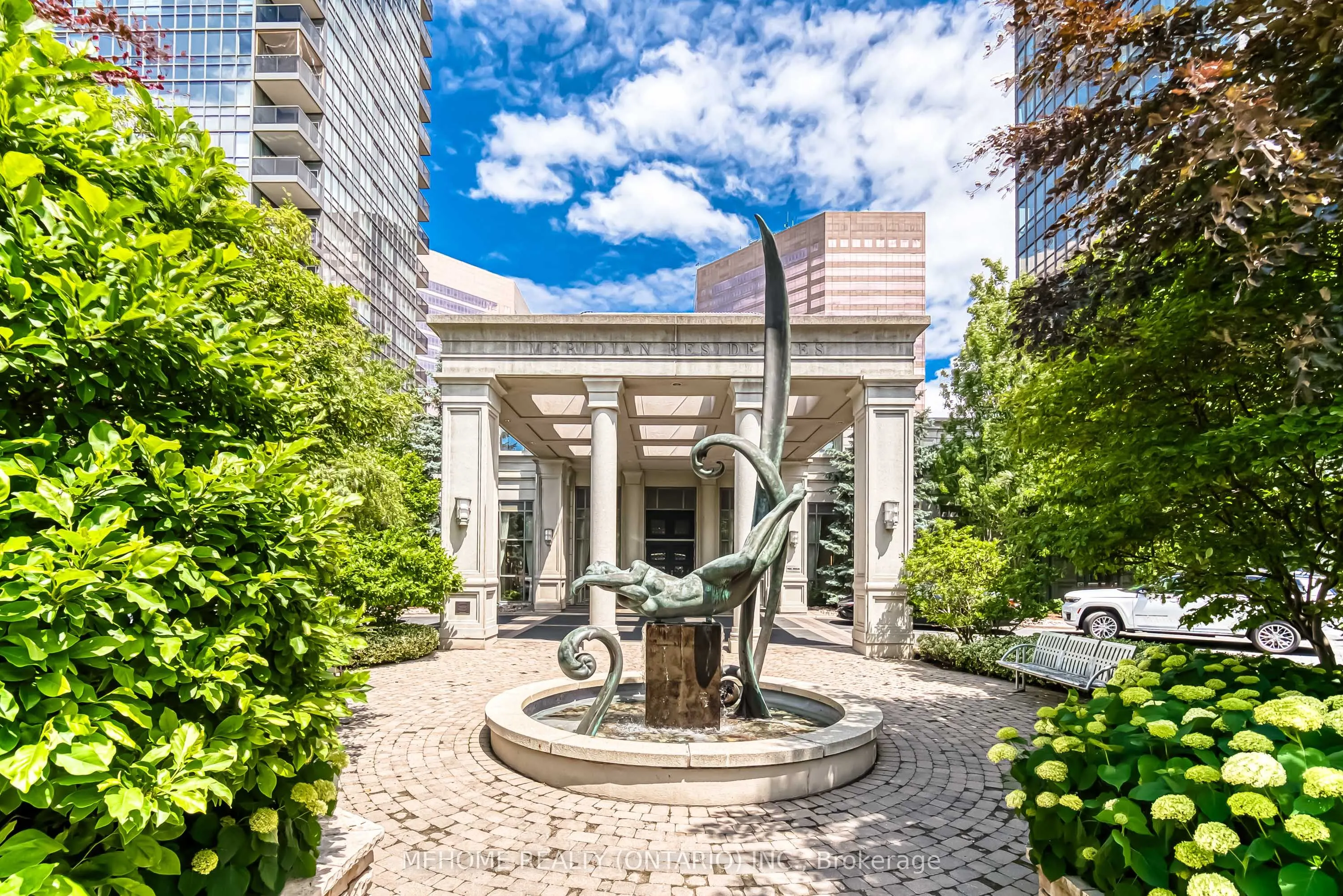 25 Greenview Avenue, #1025