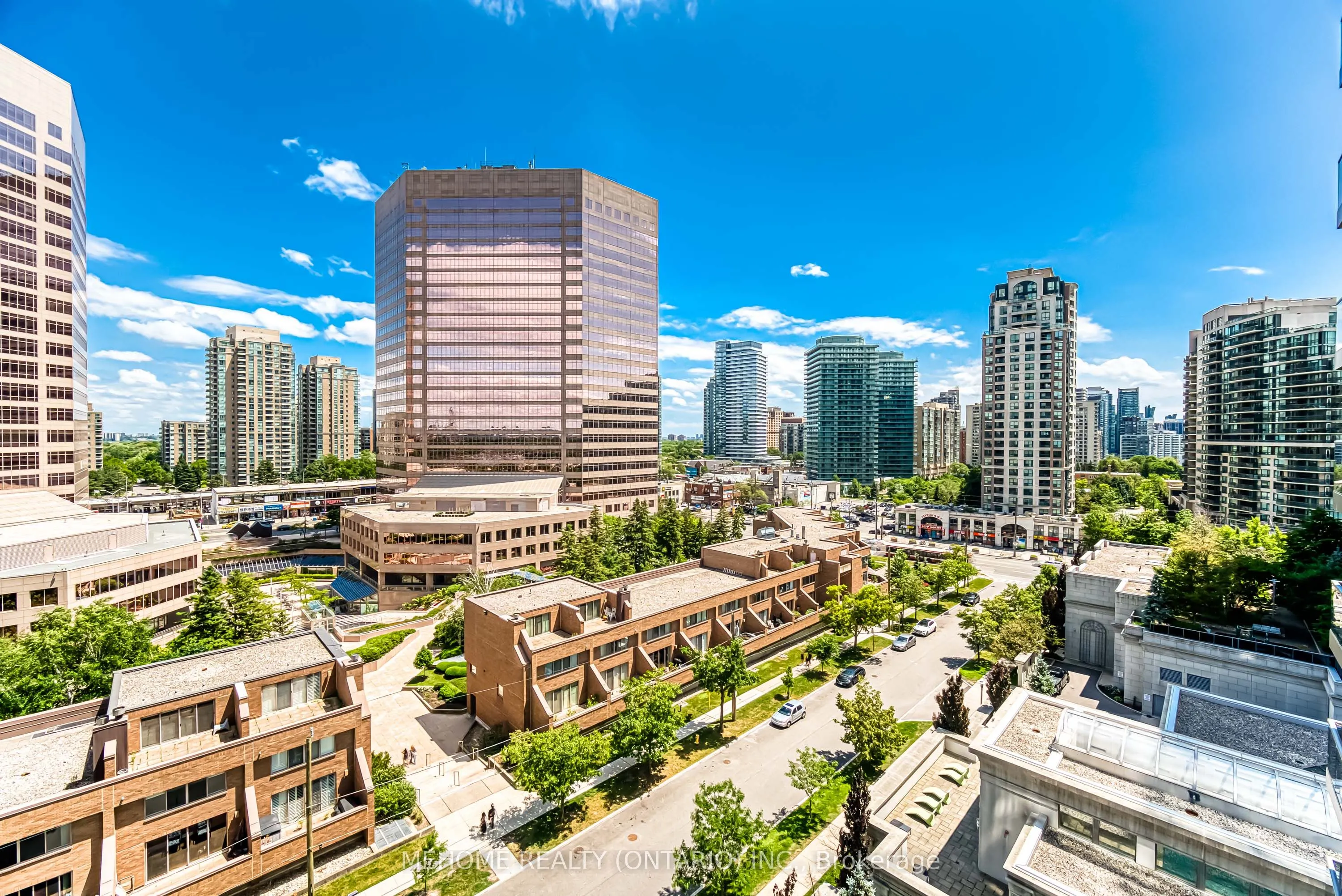 25 Greenview Avenue, #1025