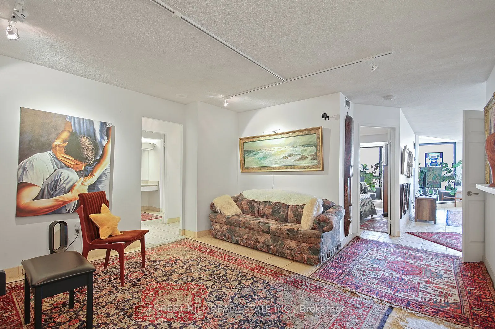 130 Carlton Street, #1101