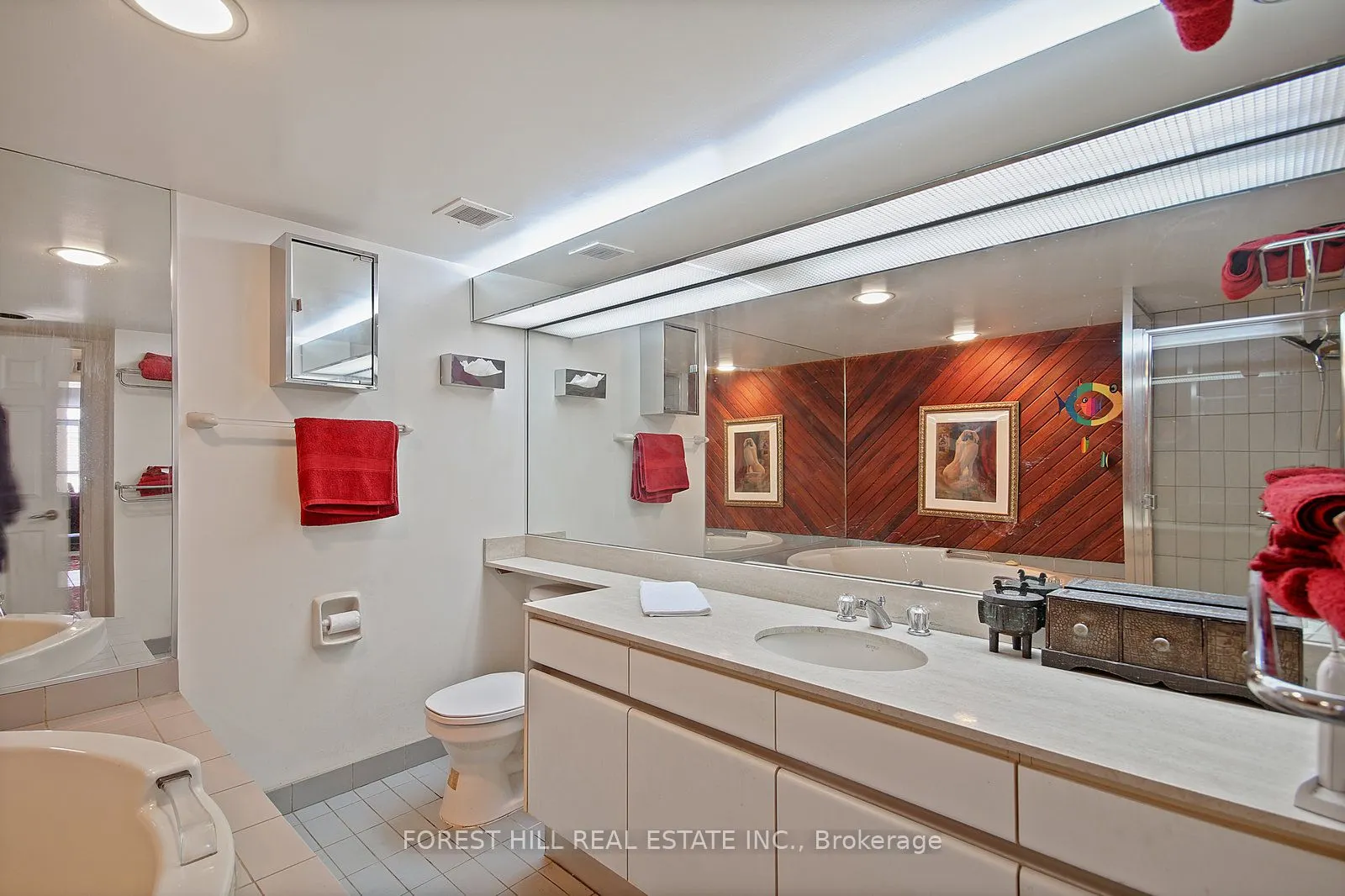 130 Carlton Street, #1101
