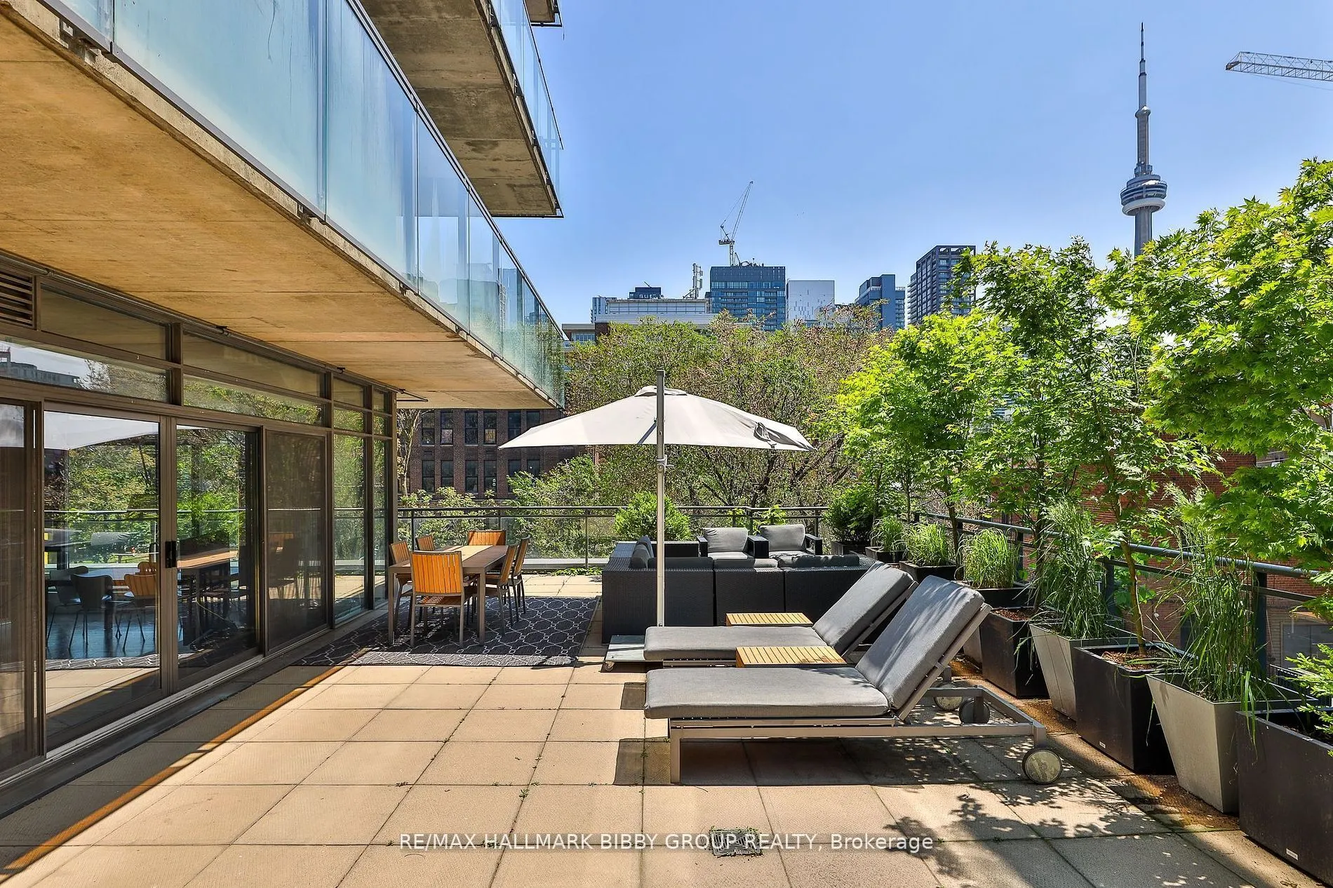 10 Morrison Street, #305