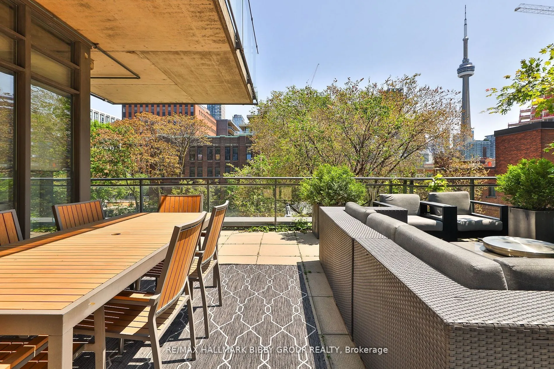 10 Morrison Street, #305