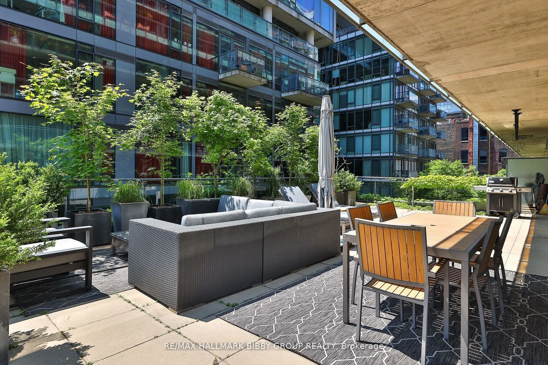 10 Morrison Street, #305