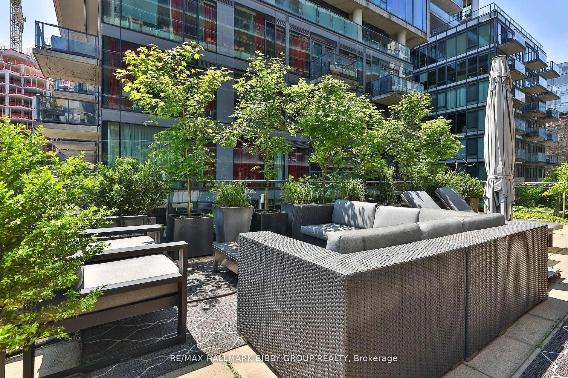 10 Morrison Street, #305