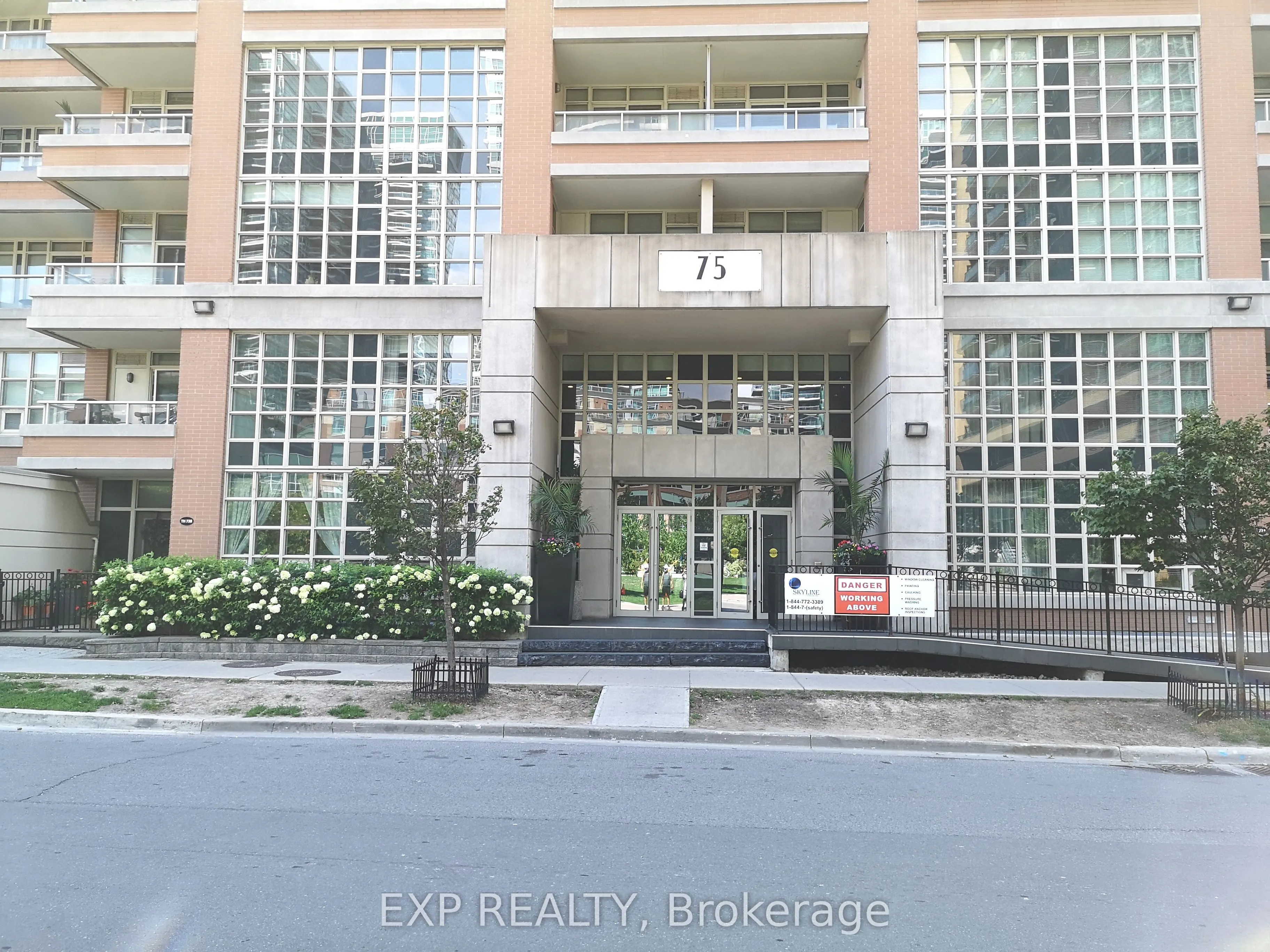 75 East Liberty Street, #1718