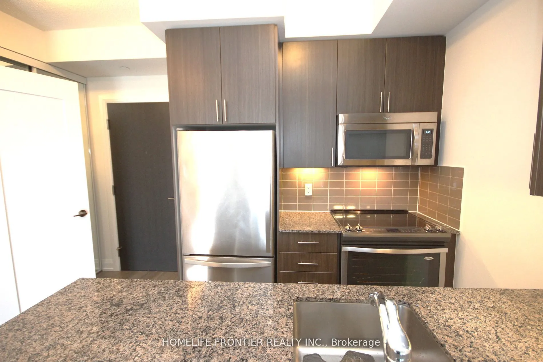18 Graydon Hall Drive, #1902