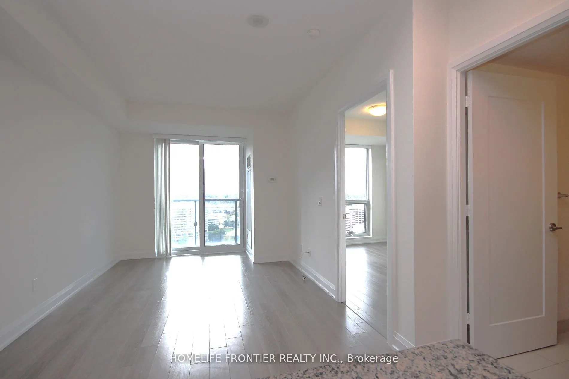 18 Graydon Hall Drive, #1902