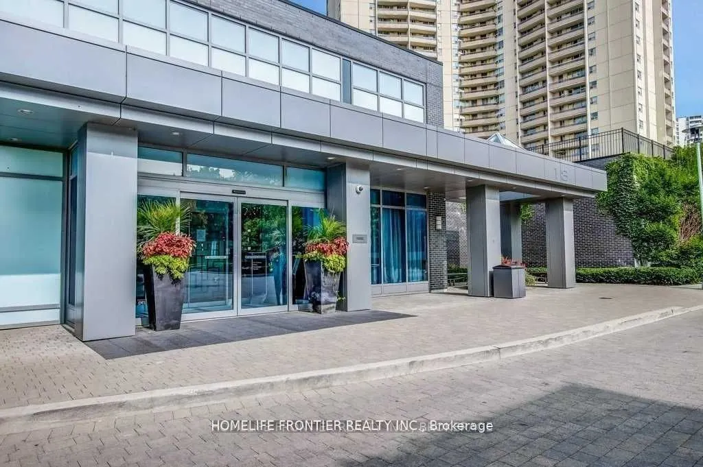 18 Graydon Hall Drive, #1902
