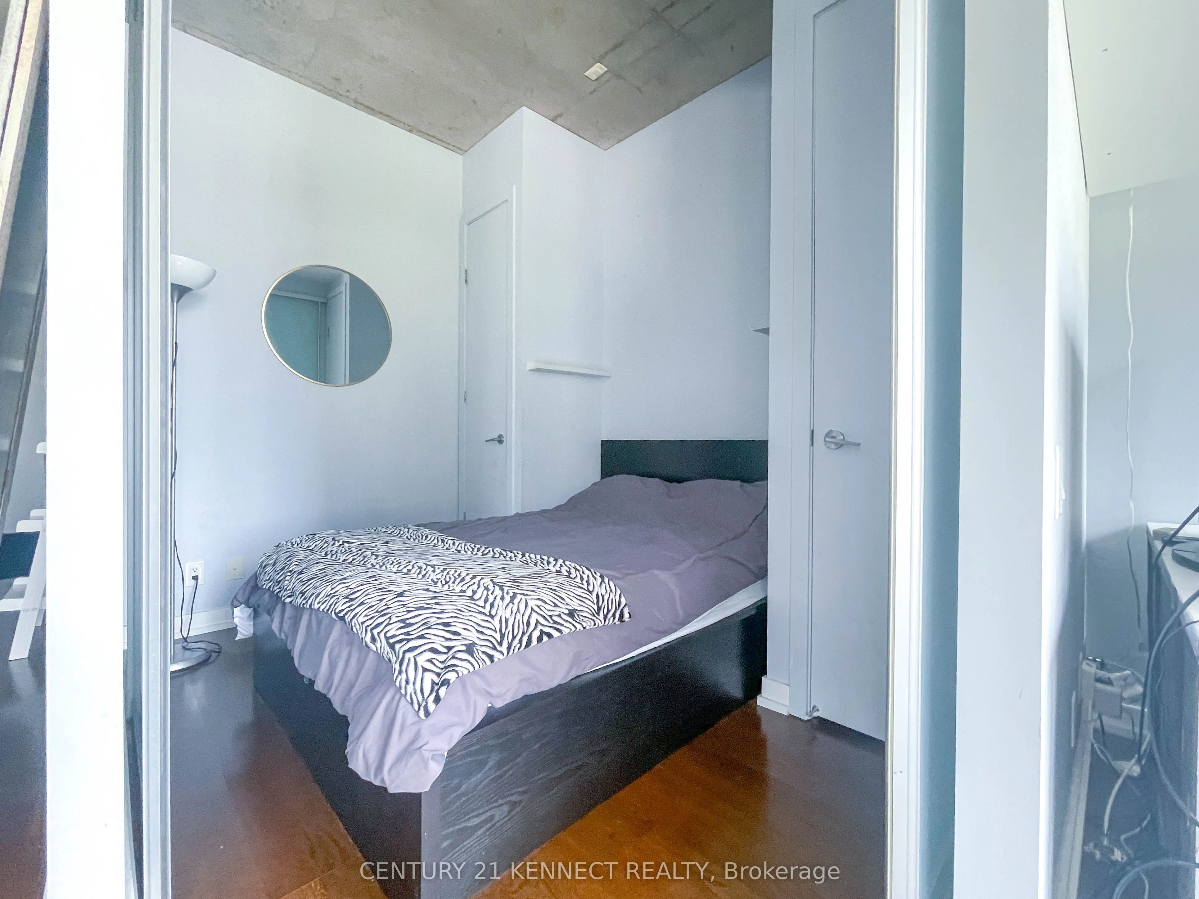 10 Morrison Street, #314