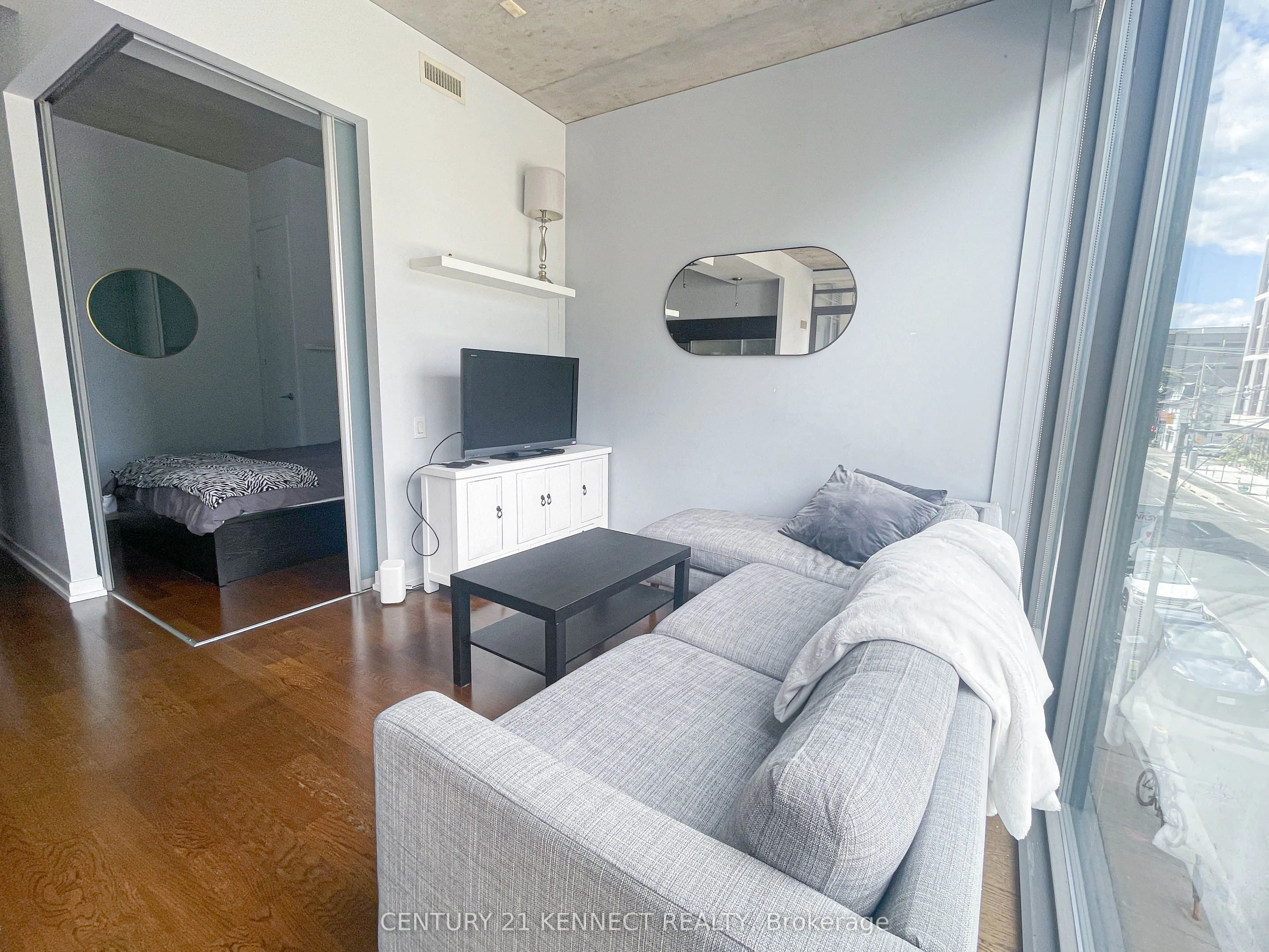 10 Morrison Street, #314
