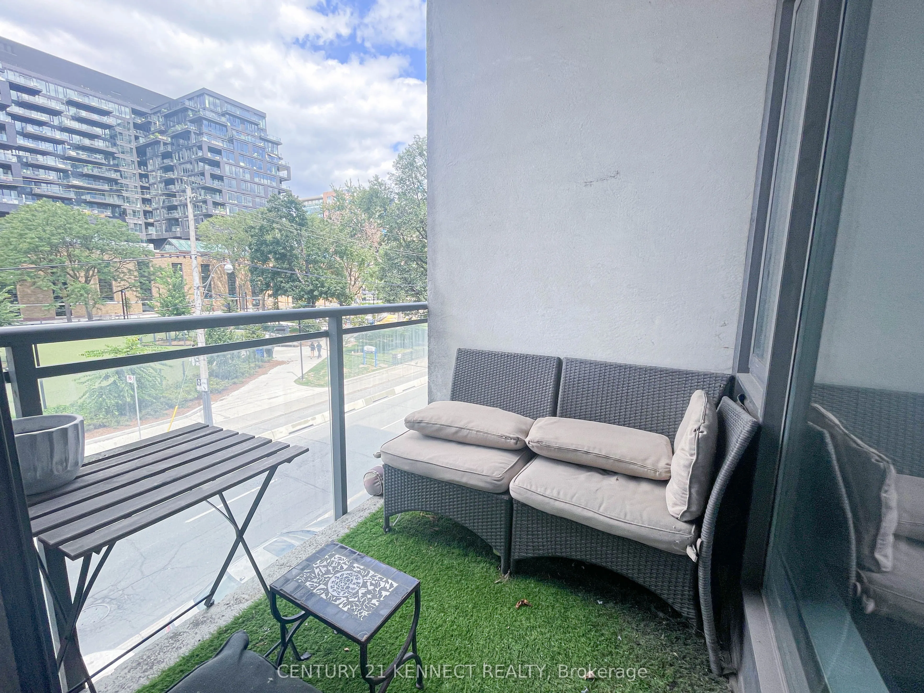 10 Morrison Street, #314