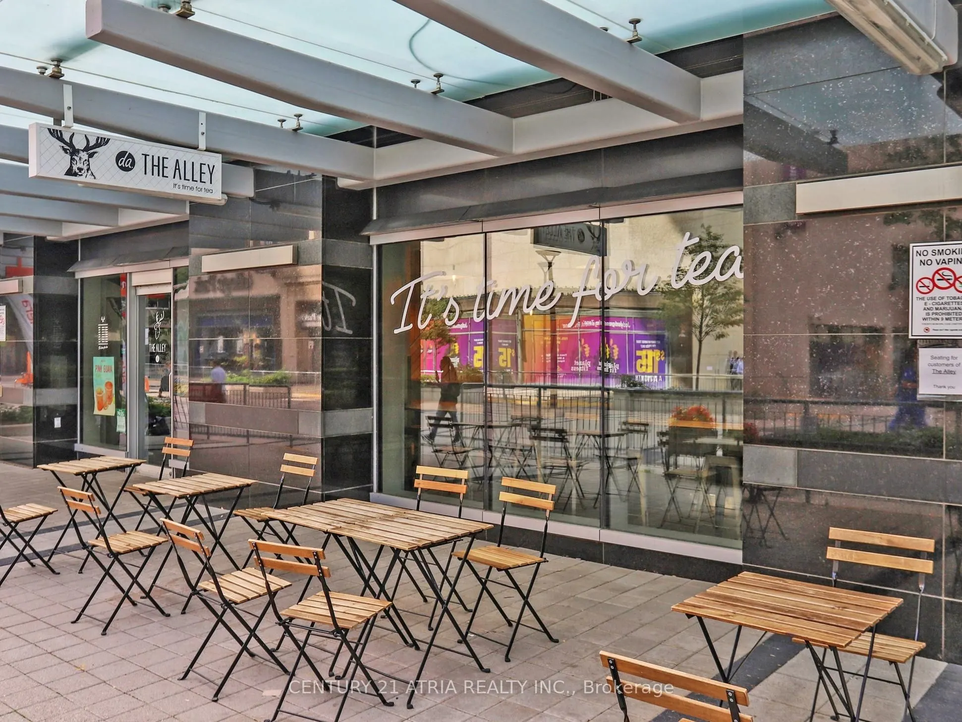 382 Yonge Street, #1