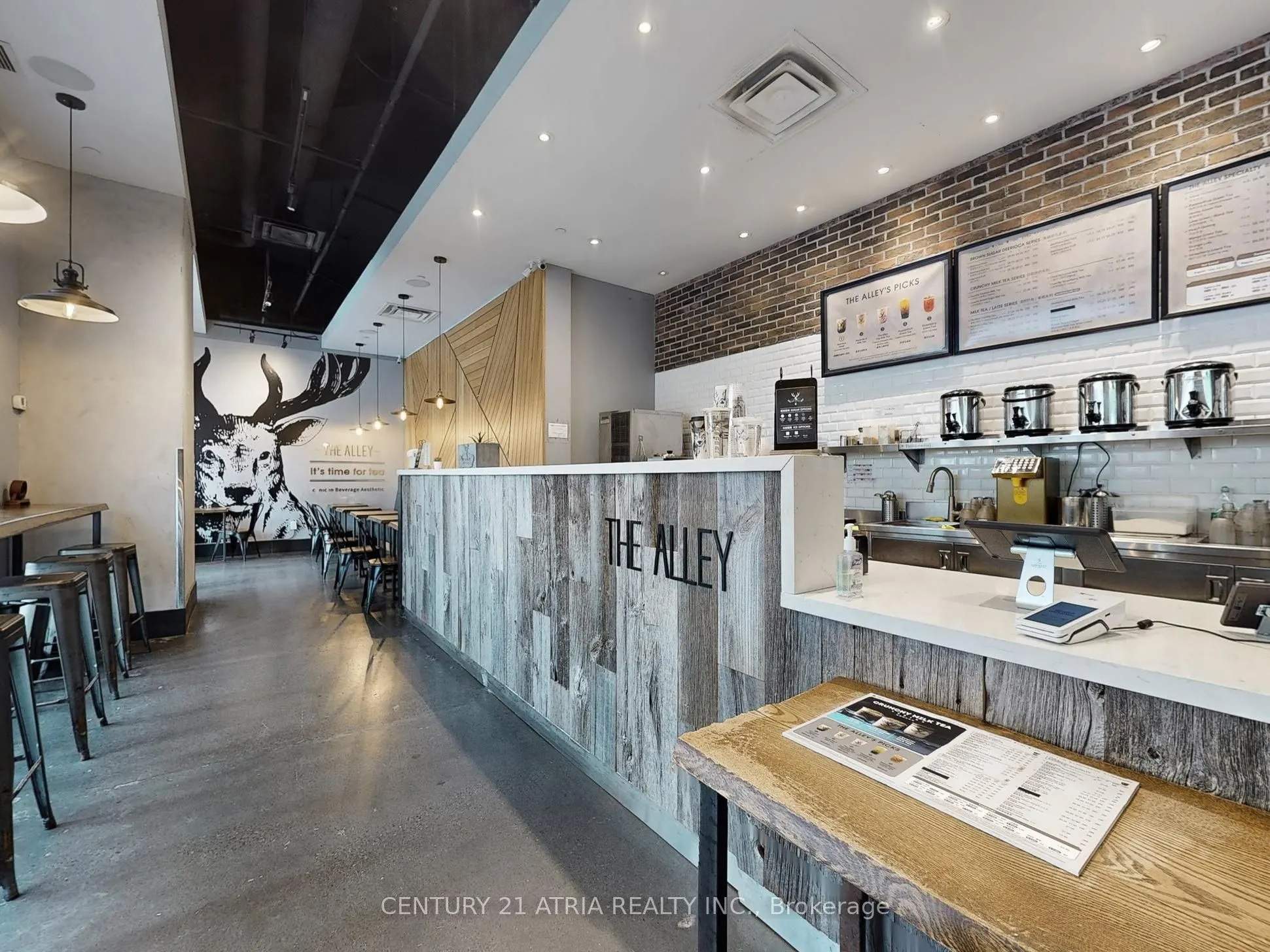 382 Yonge Street, #1