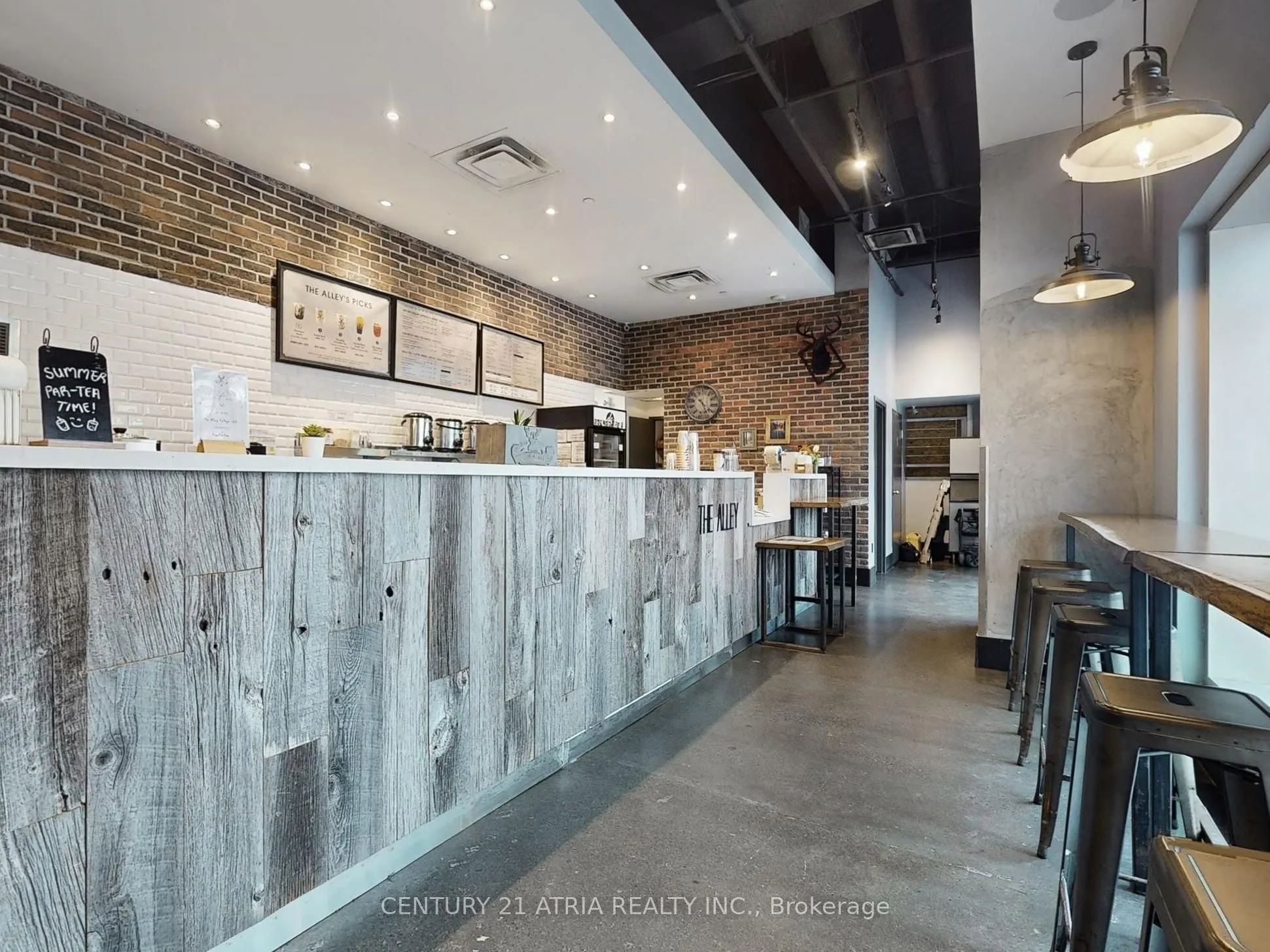 382 Yonge Street, #1