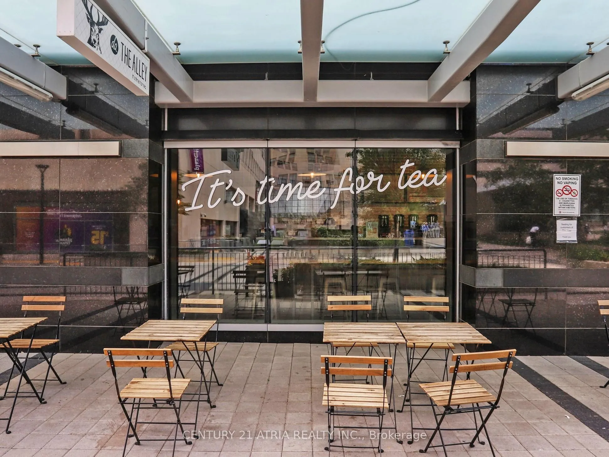 382 Yonge Street, #1