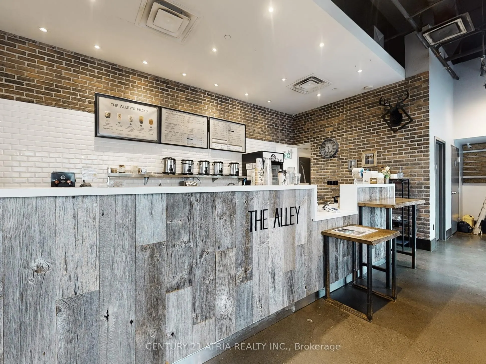 382 Yonge Street, #1