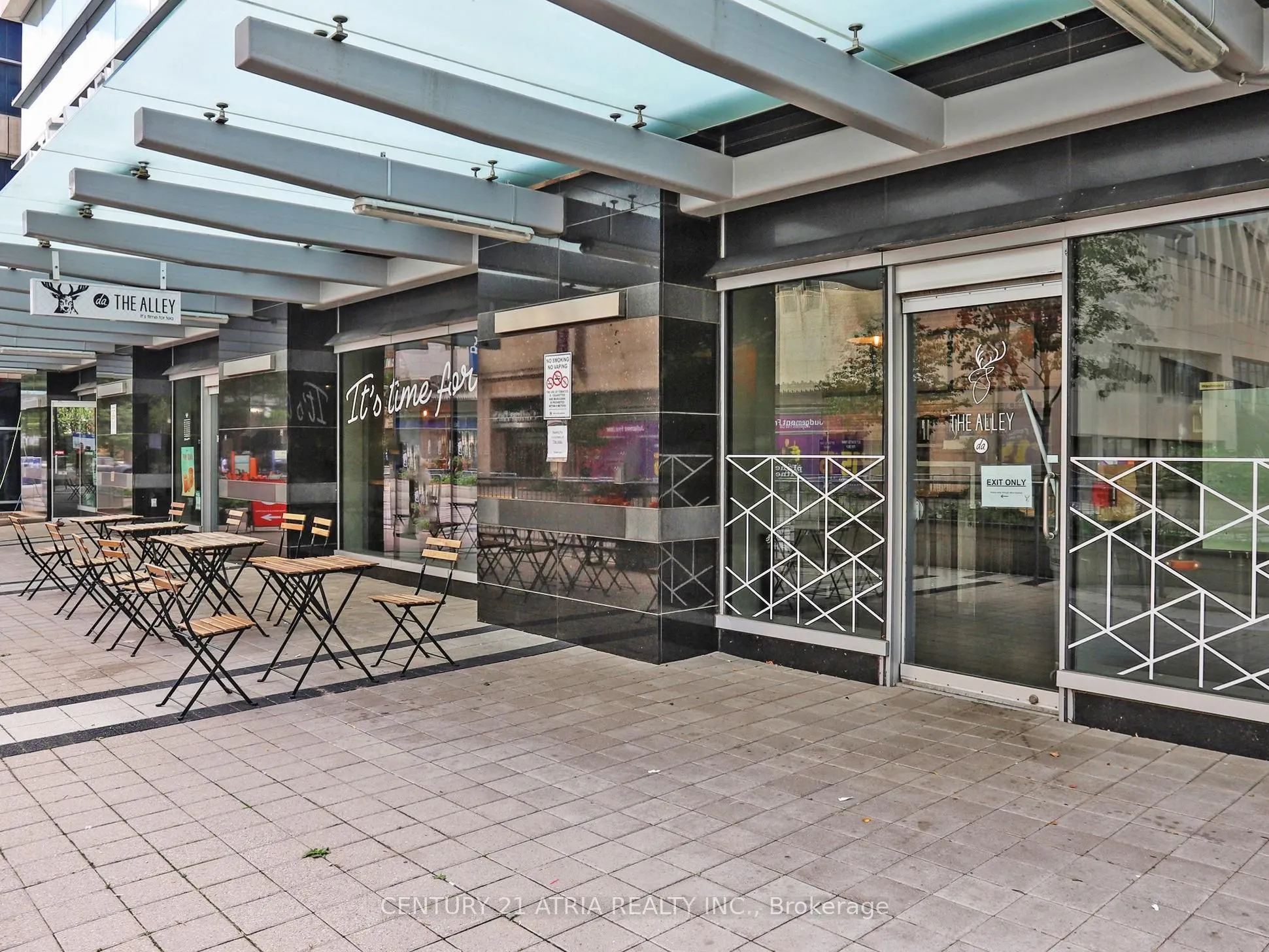 382 Yonge Street, #1