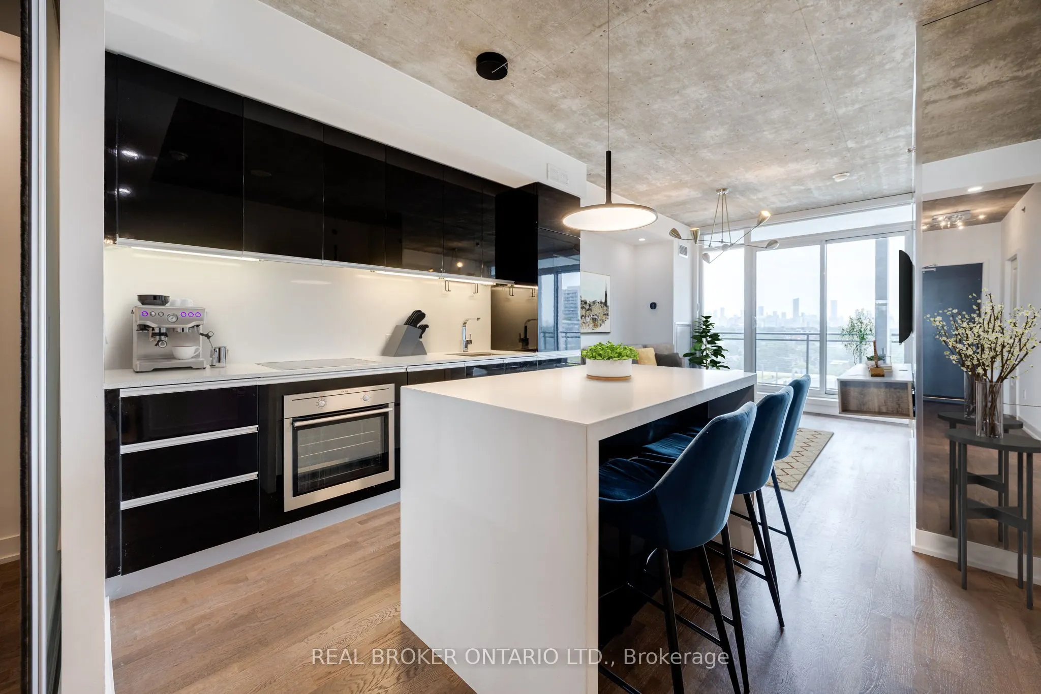 20 Minowan Miikan Lane, #925
