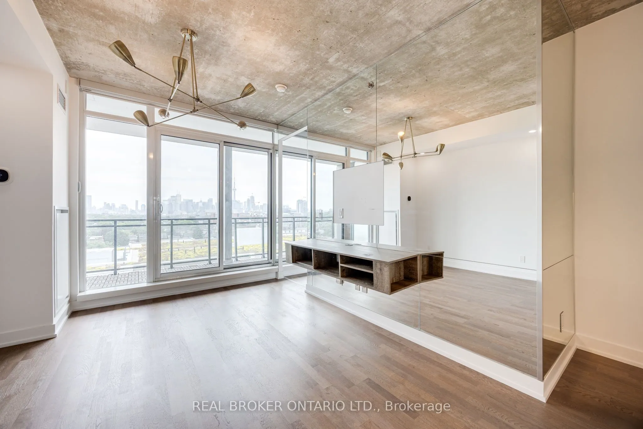 20 Minowan Miikan Lane, #925