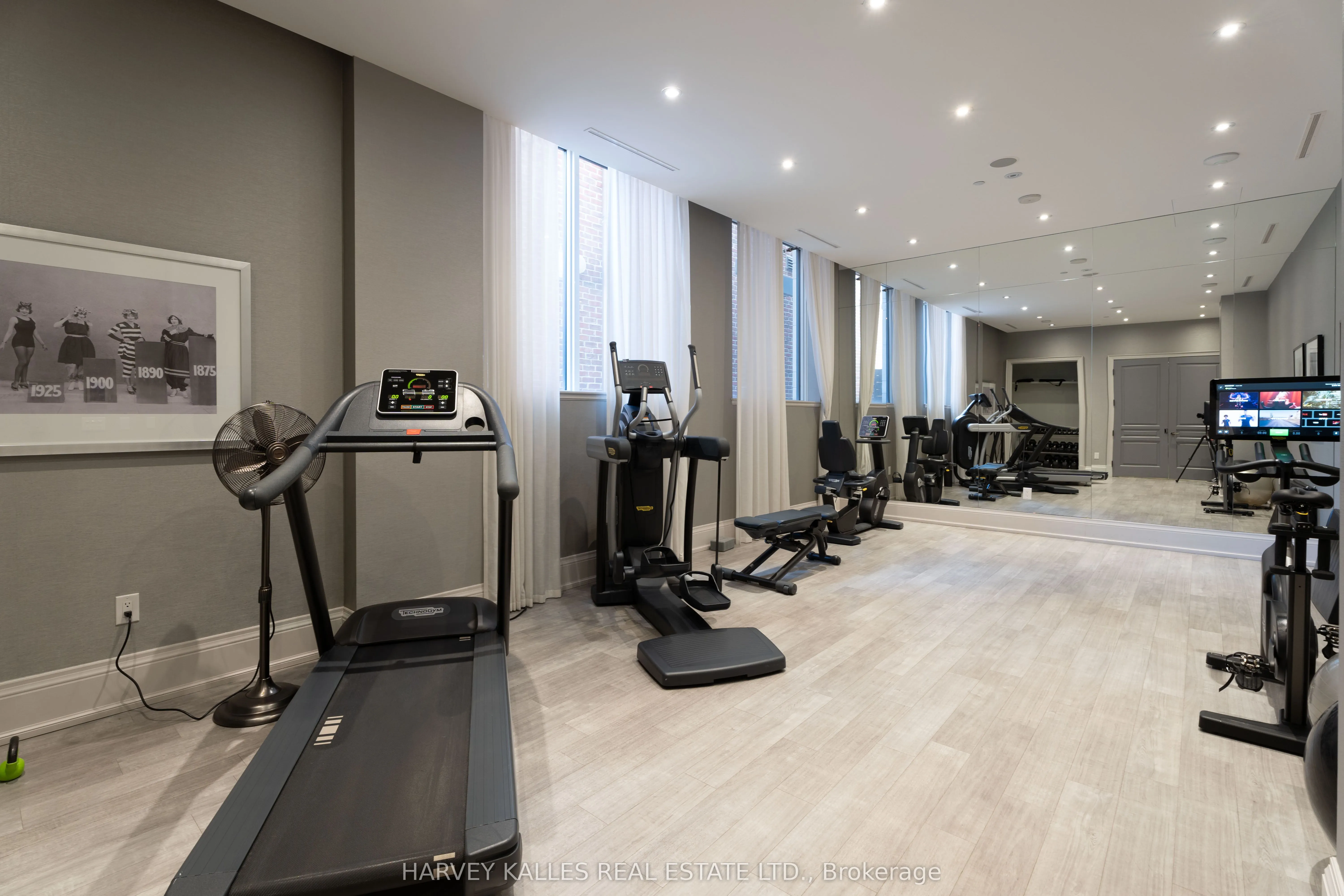 133 Hazelton Avenue, #306