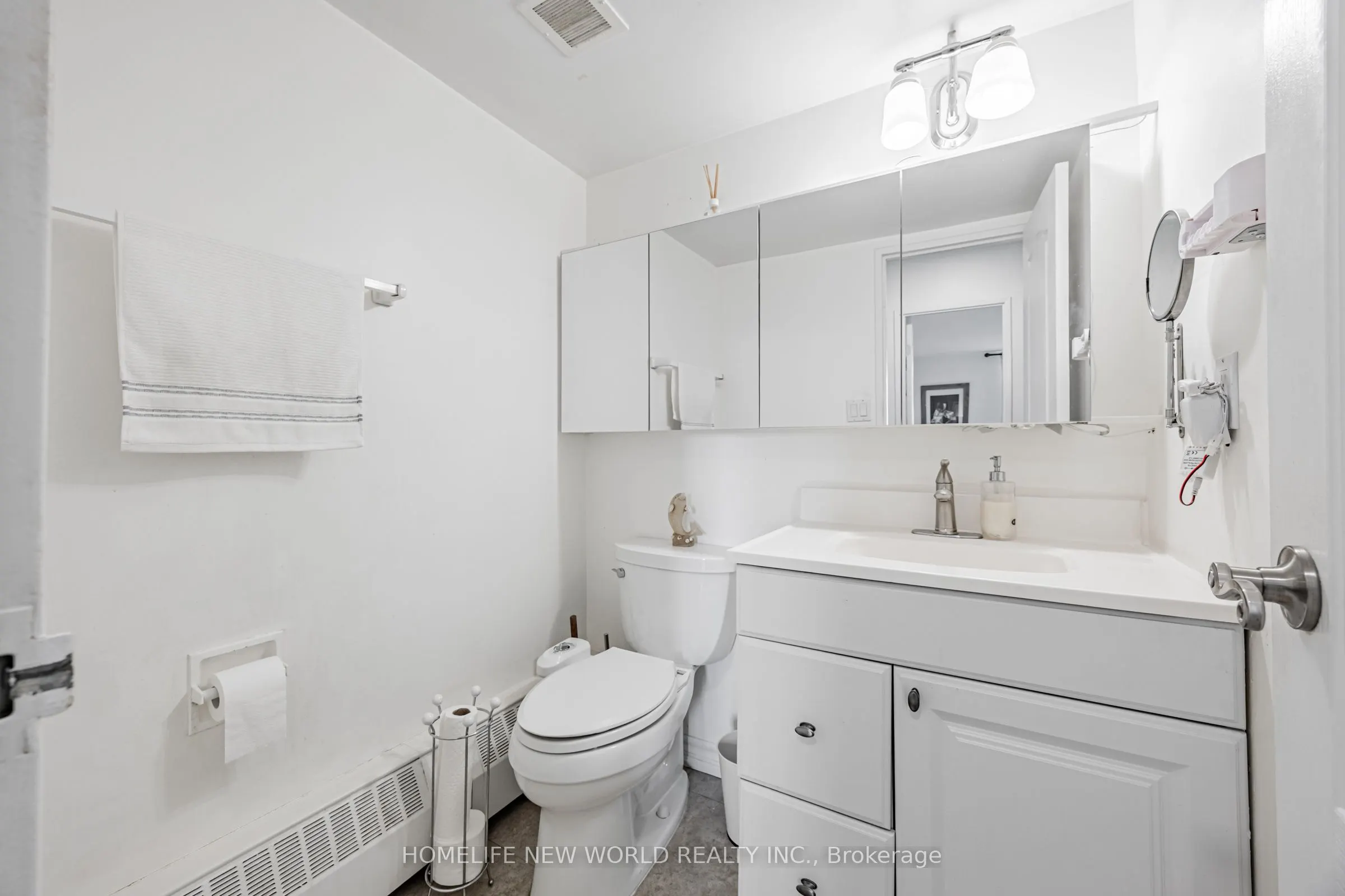 3300 Don Mills Road, #708