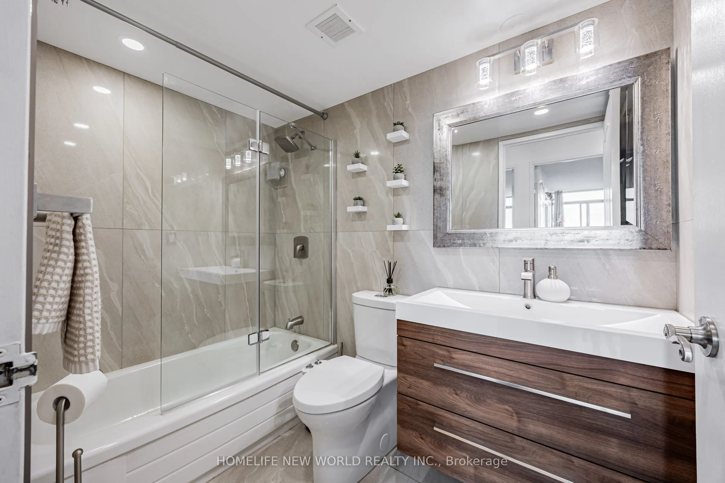 3300 Don Mills Road, #708