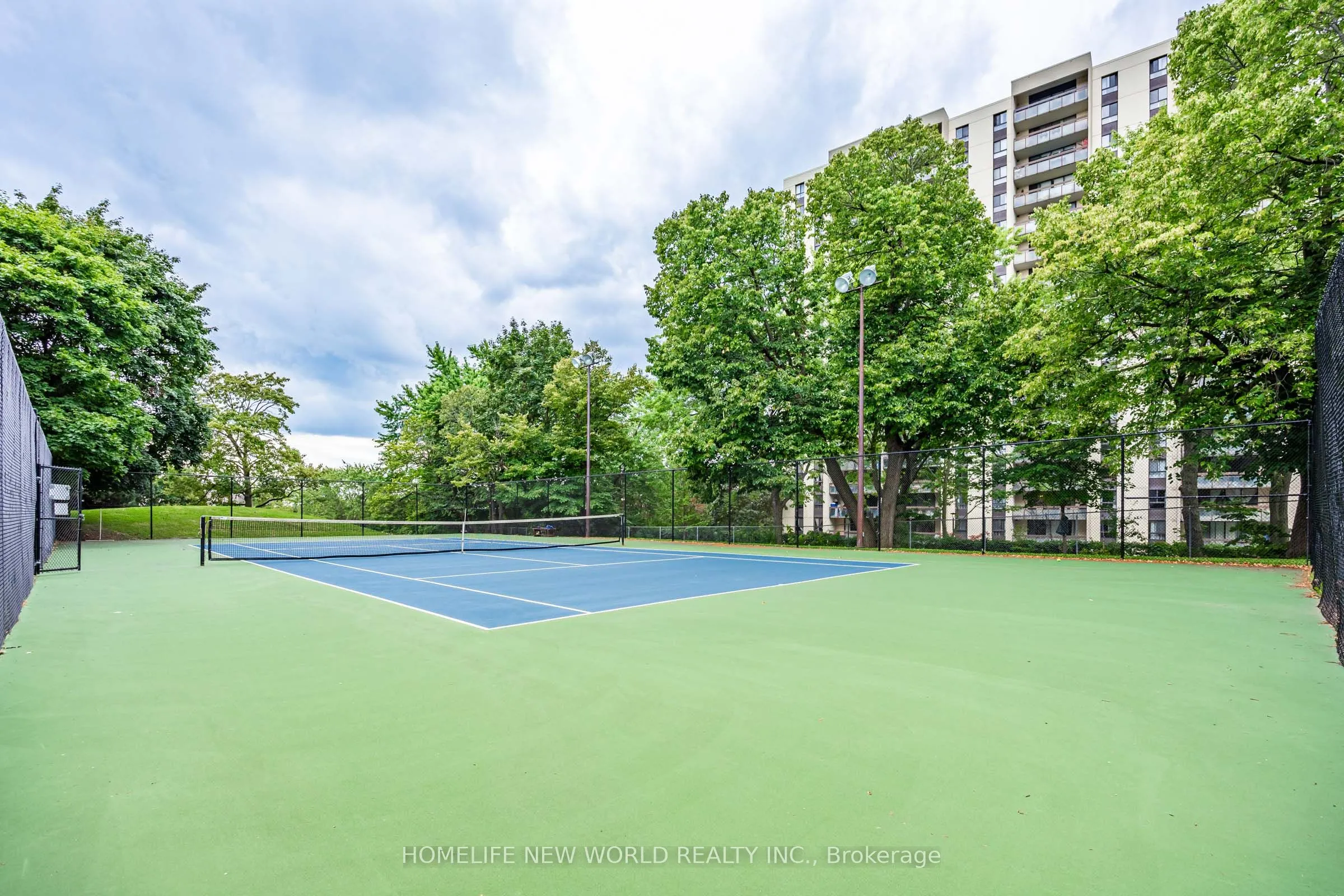 3300 Don Mills Road, #708