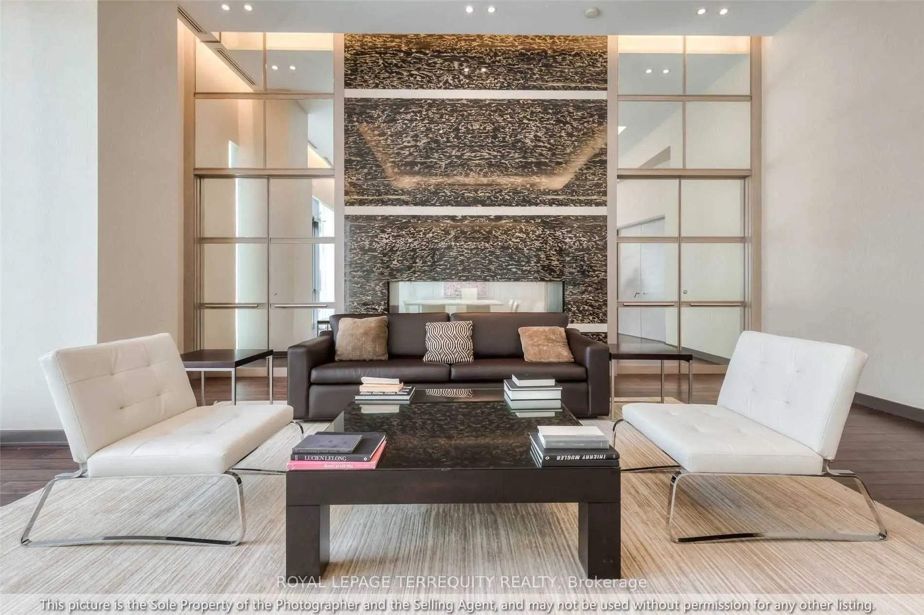 70 Roehampton Avenue, #317