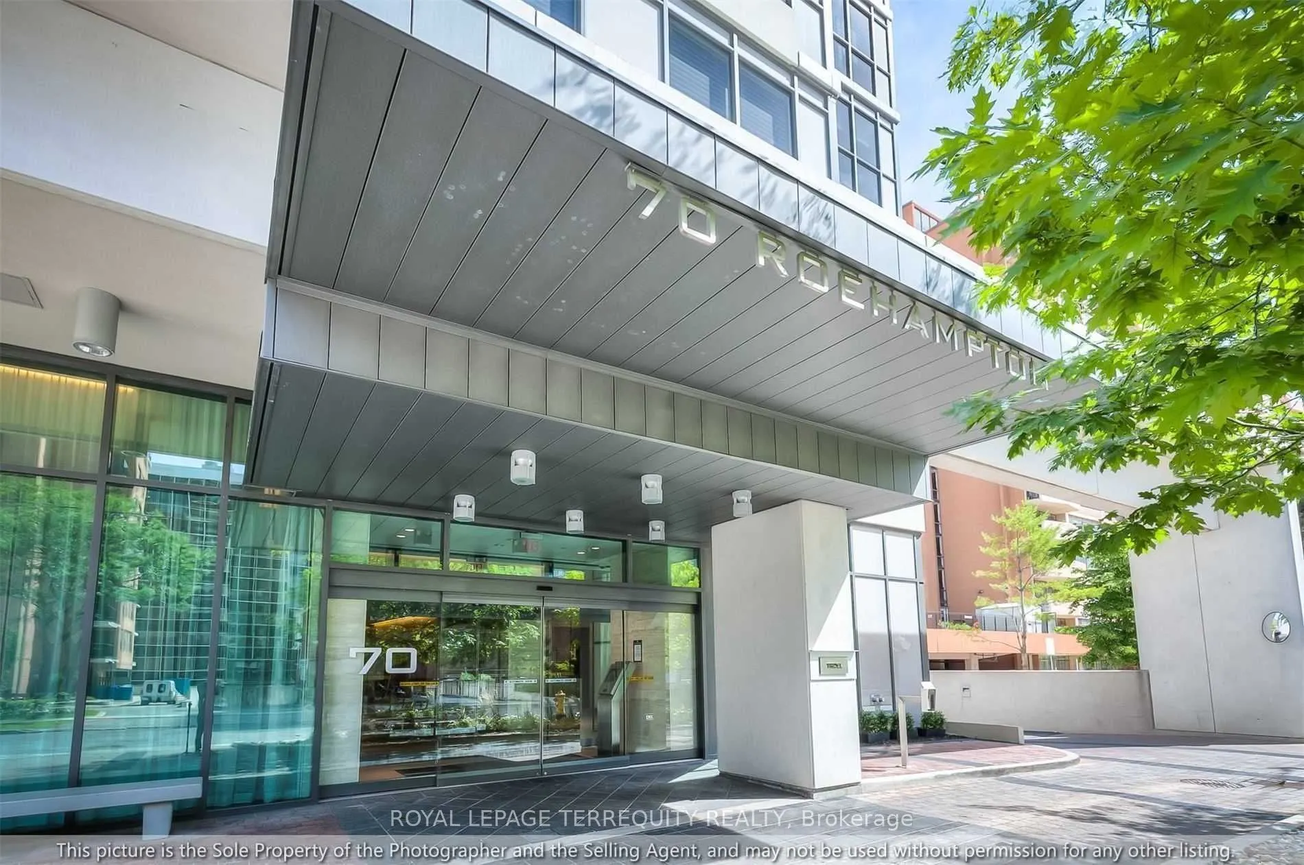 70 Roehampton Avenue, #317