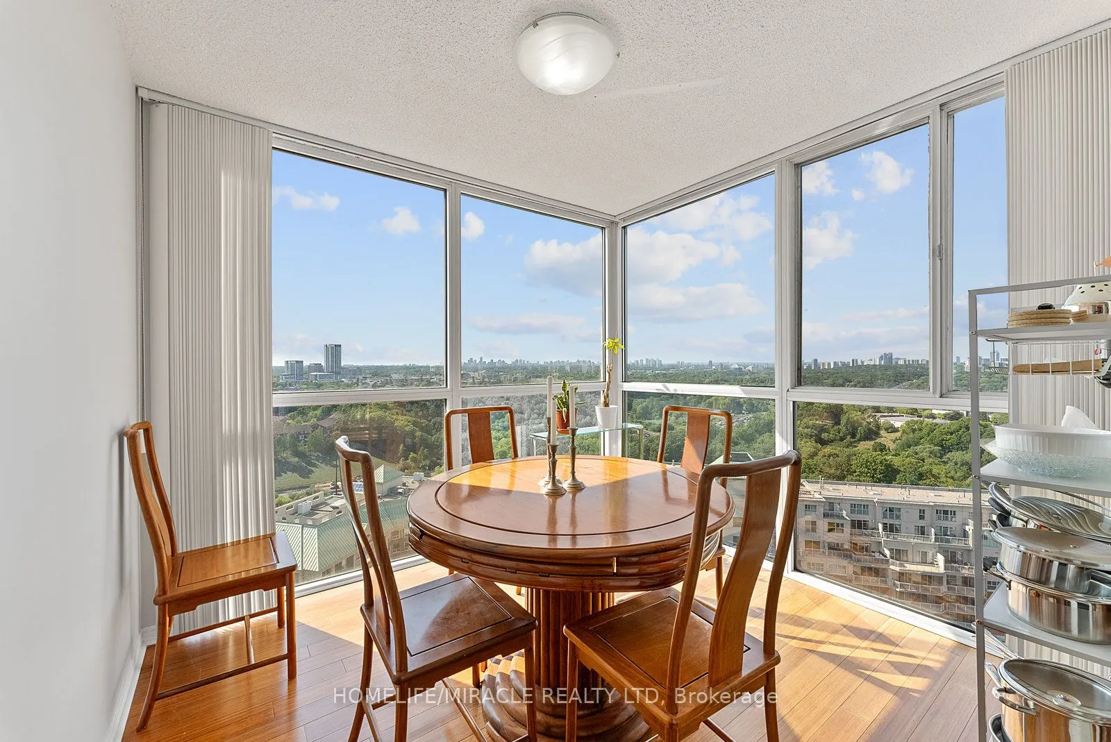 7 Concorde Place, #2009