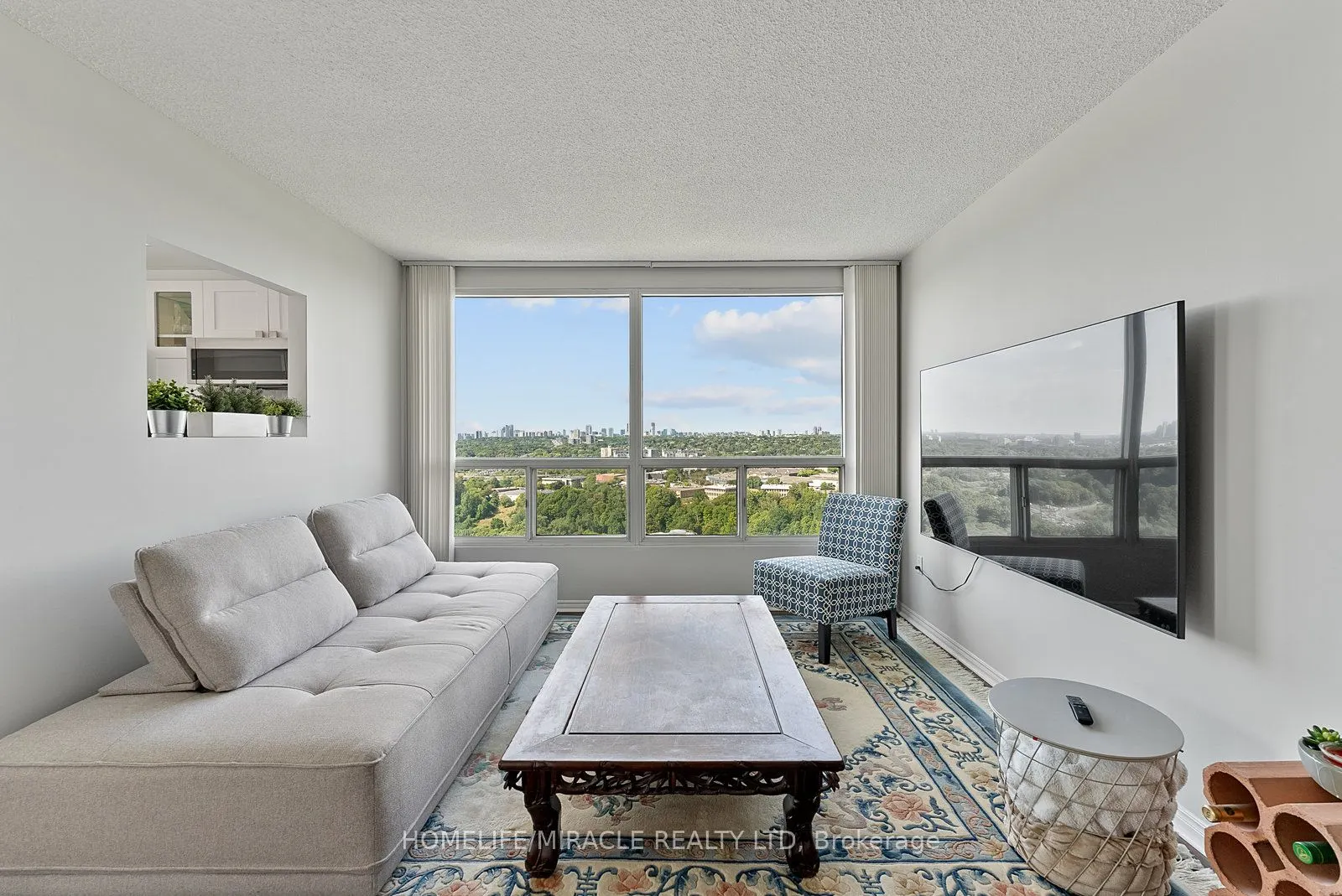 7 Concorde Place, #2009