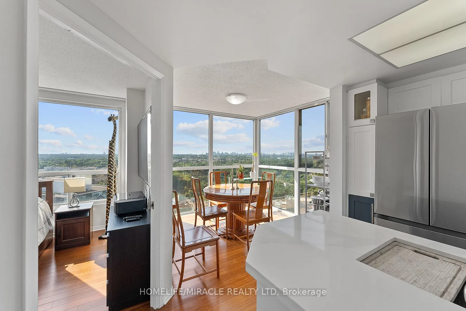 7 Concorde Place, #2009