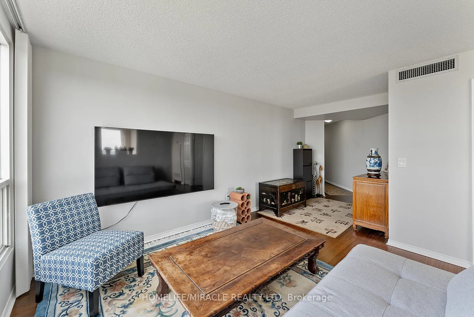 7 Concorde Place, #2009