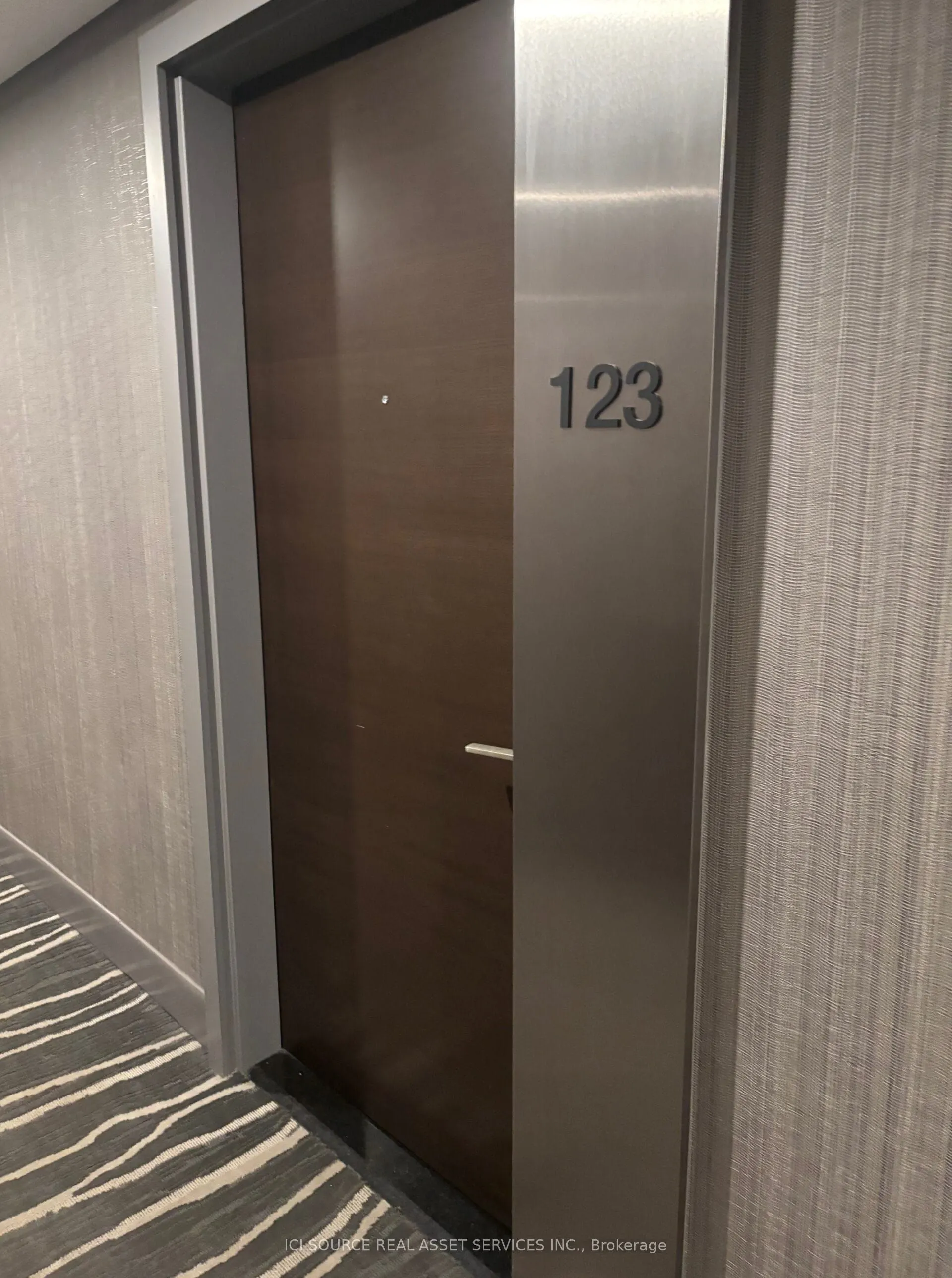 55 Stewart Street, #123