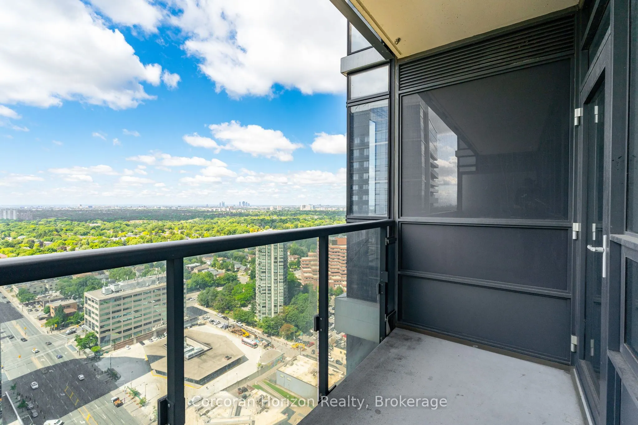 5 Sheppard Avenue E, #2819