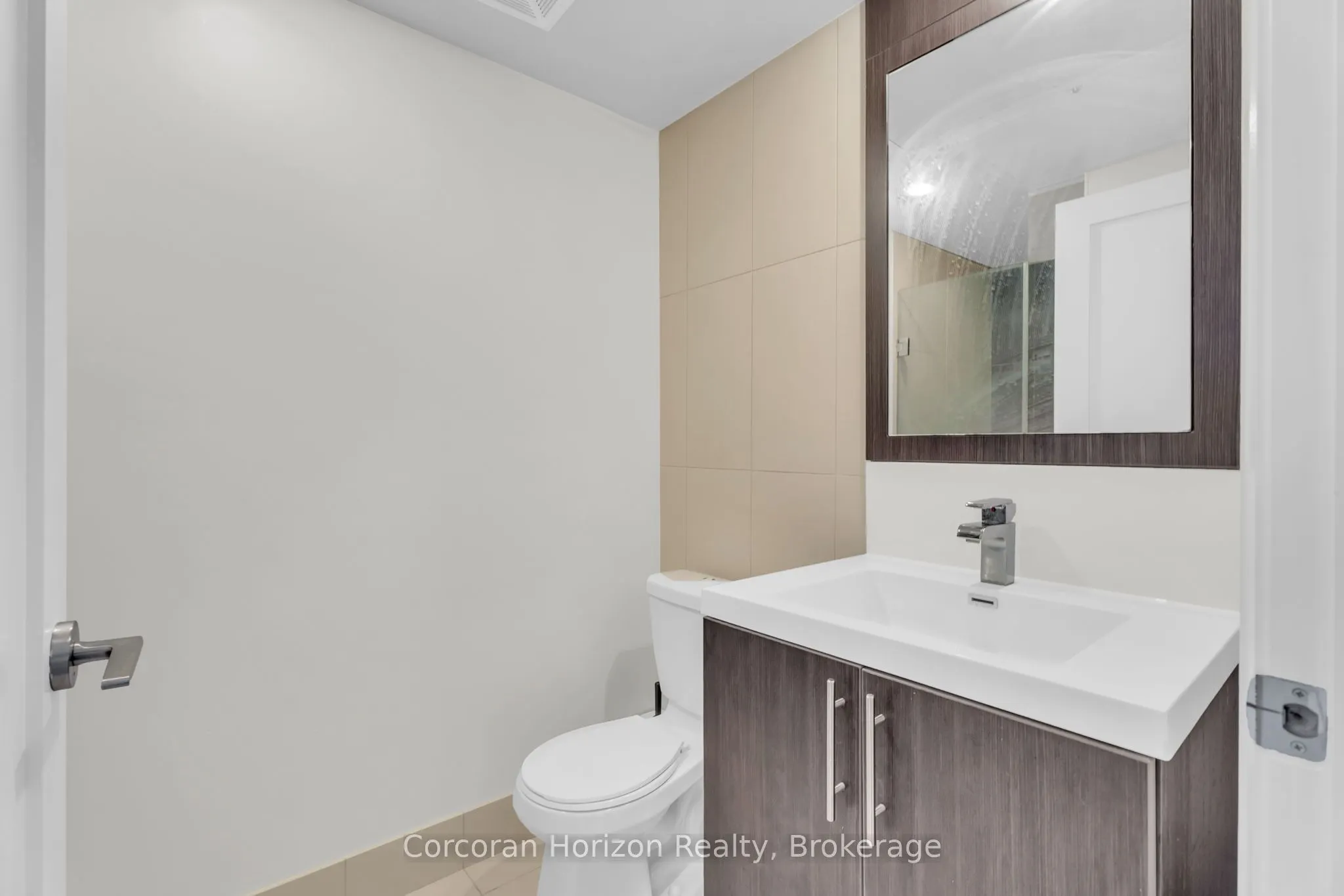 5 Sheppard Avenue E, #2819