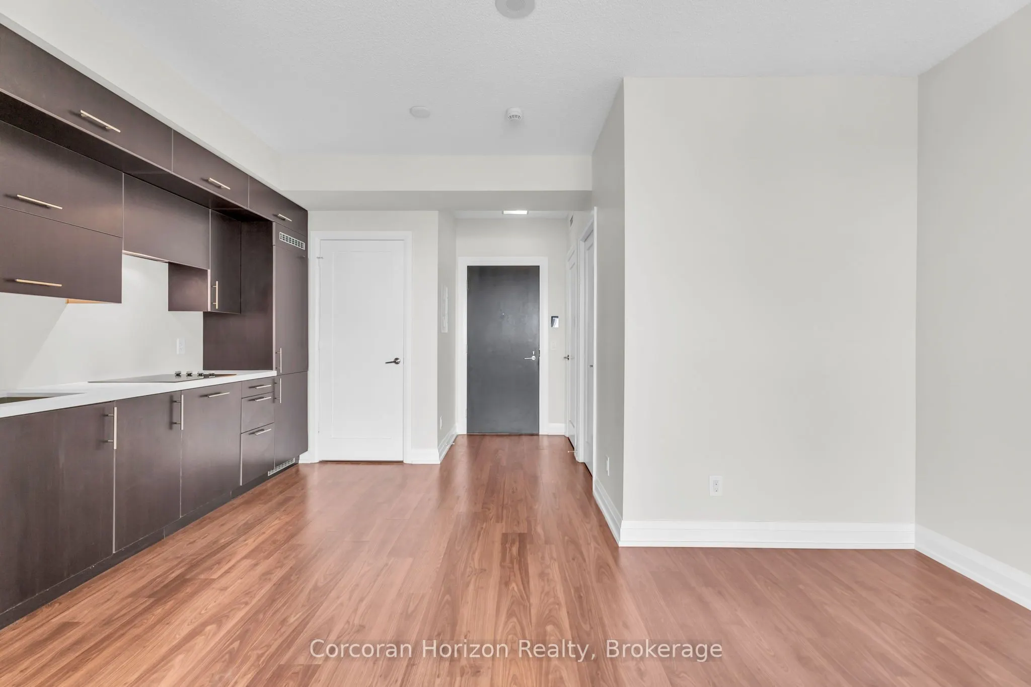 5 Sheppard Avenue E, #2819