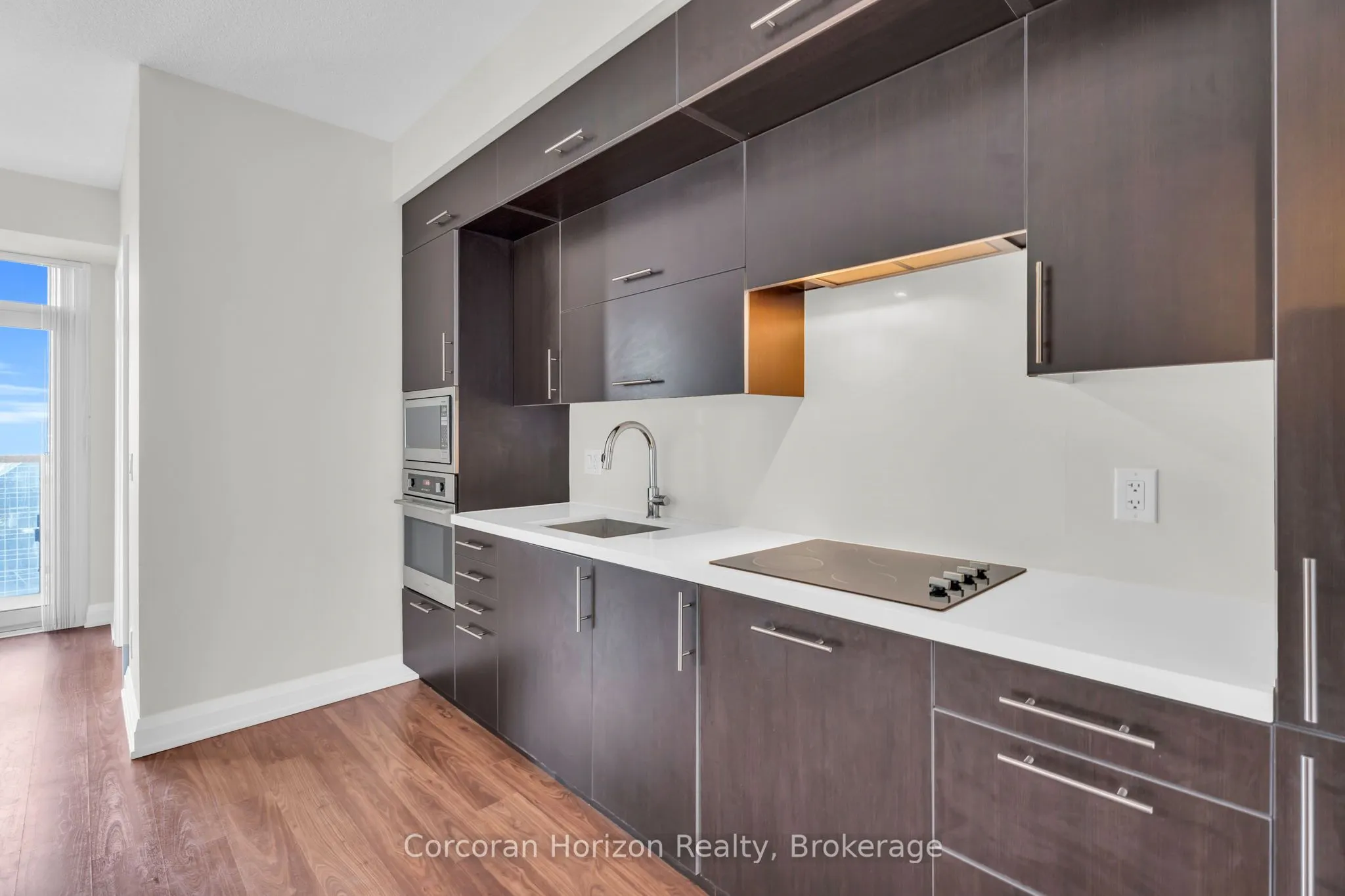 5 Sheppard Avenue E, #2819