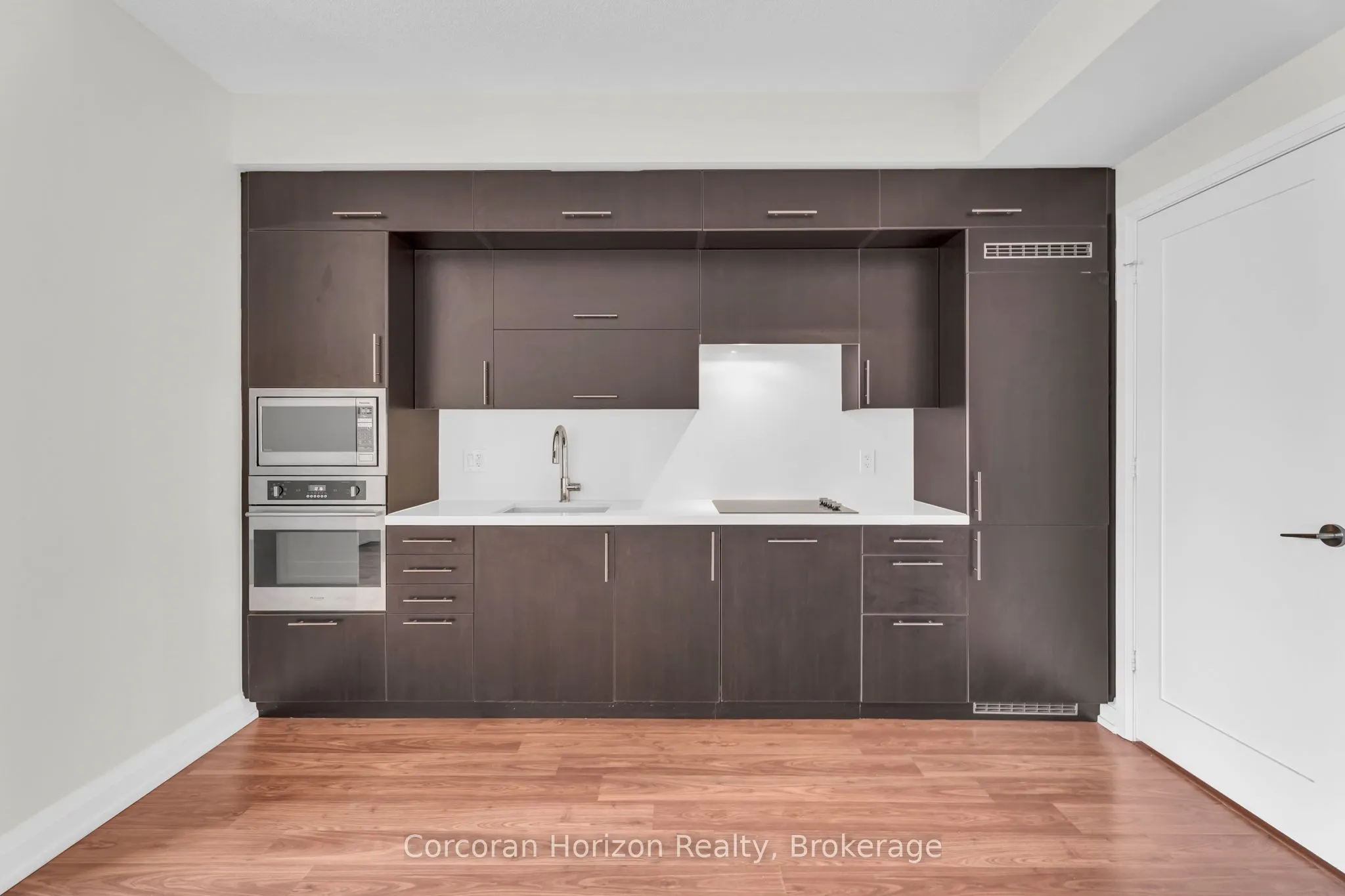 5 Sheppard Avenue E, #2819