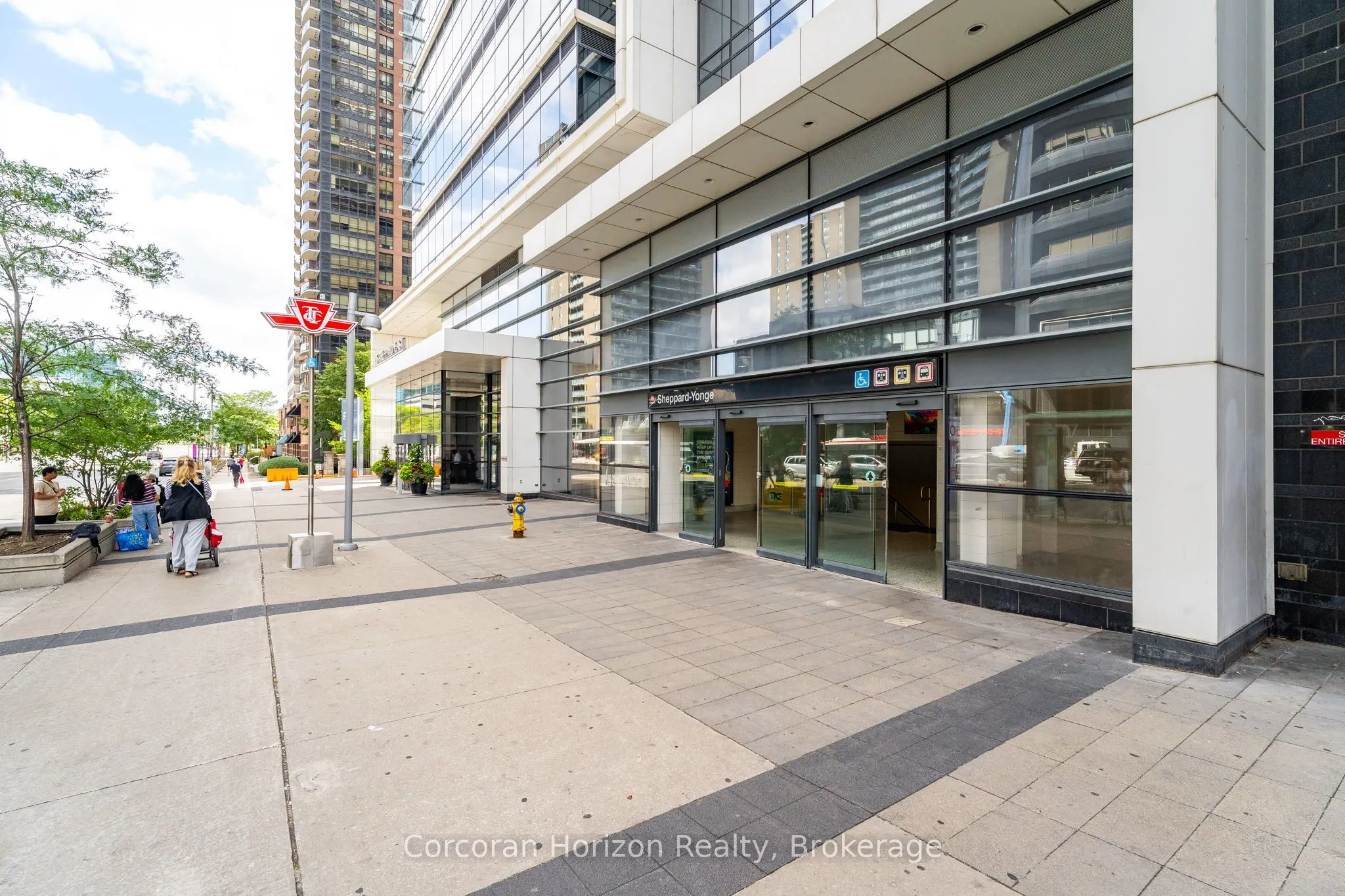 5 Sheppard Avenue E, #2819