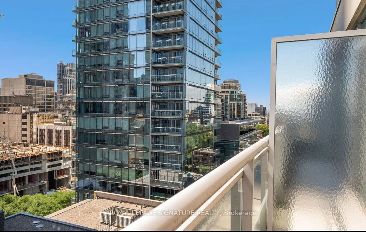 8 Scollard Street, #1405