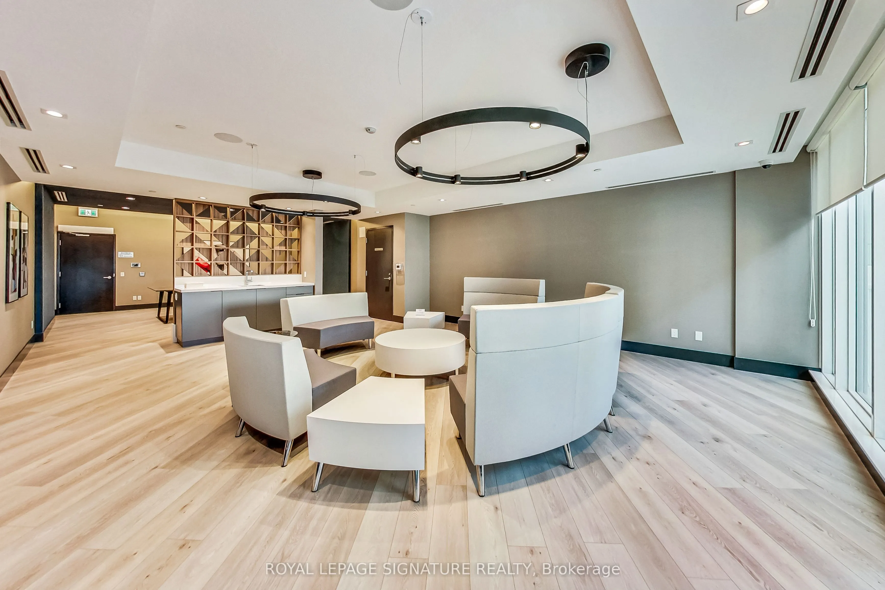 403 Church Street, #4002