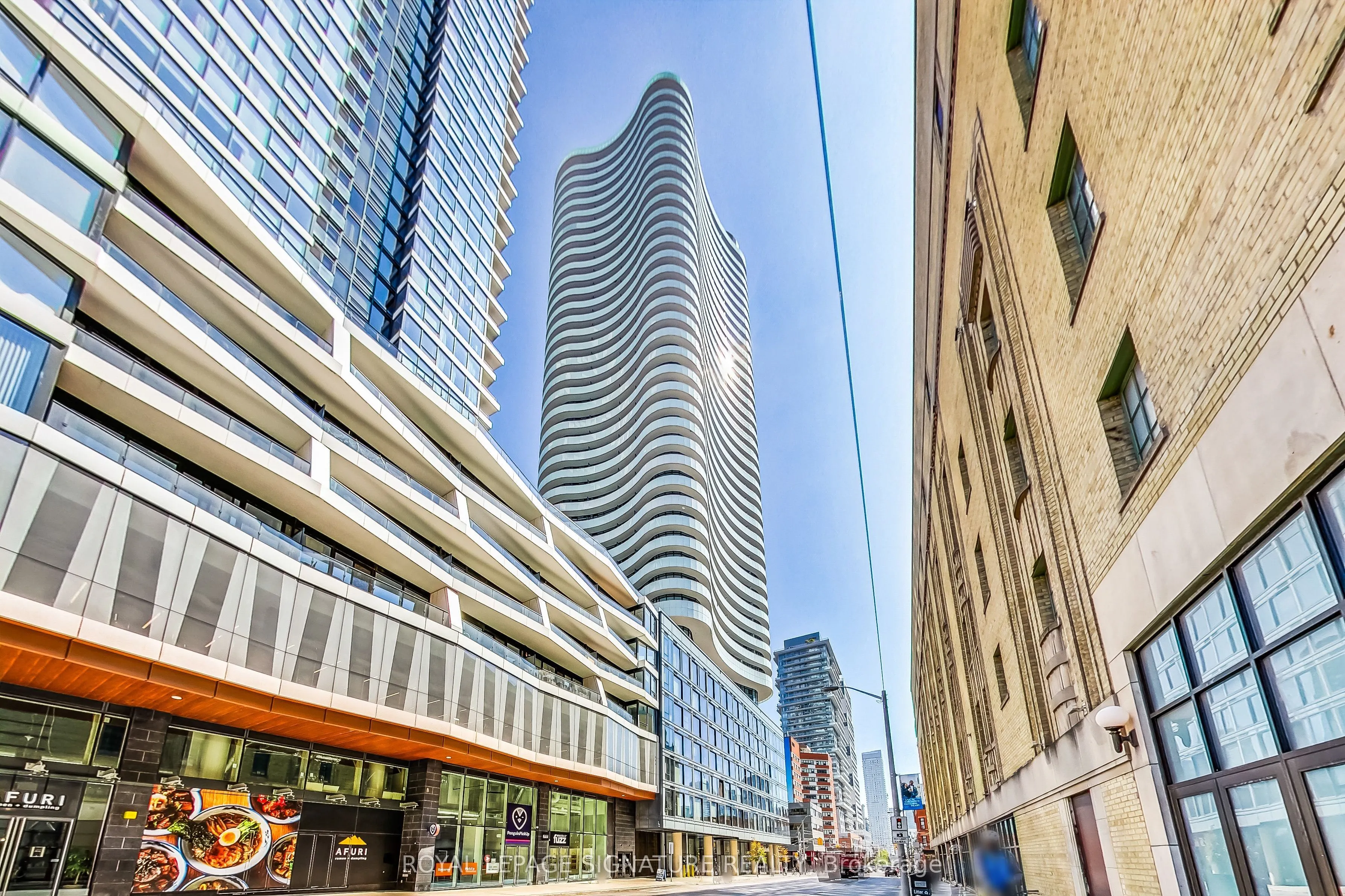 403 Church Street, #4002