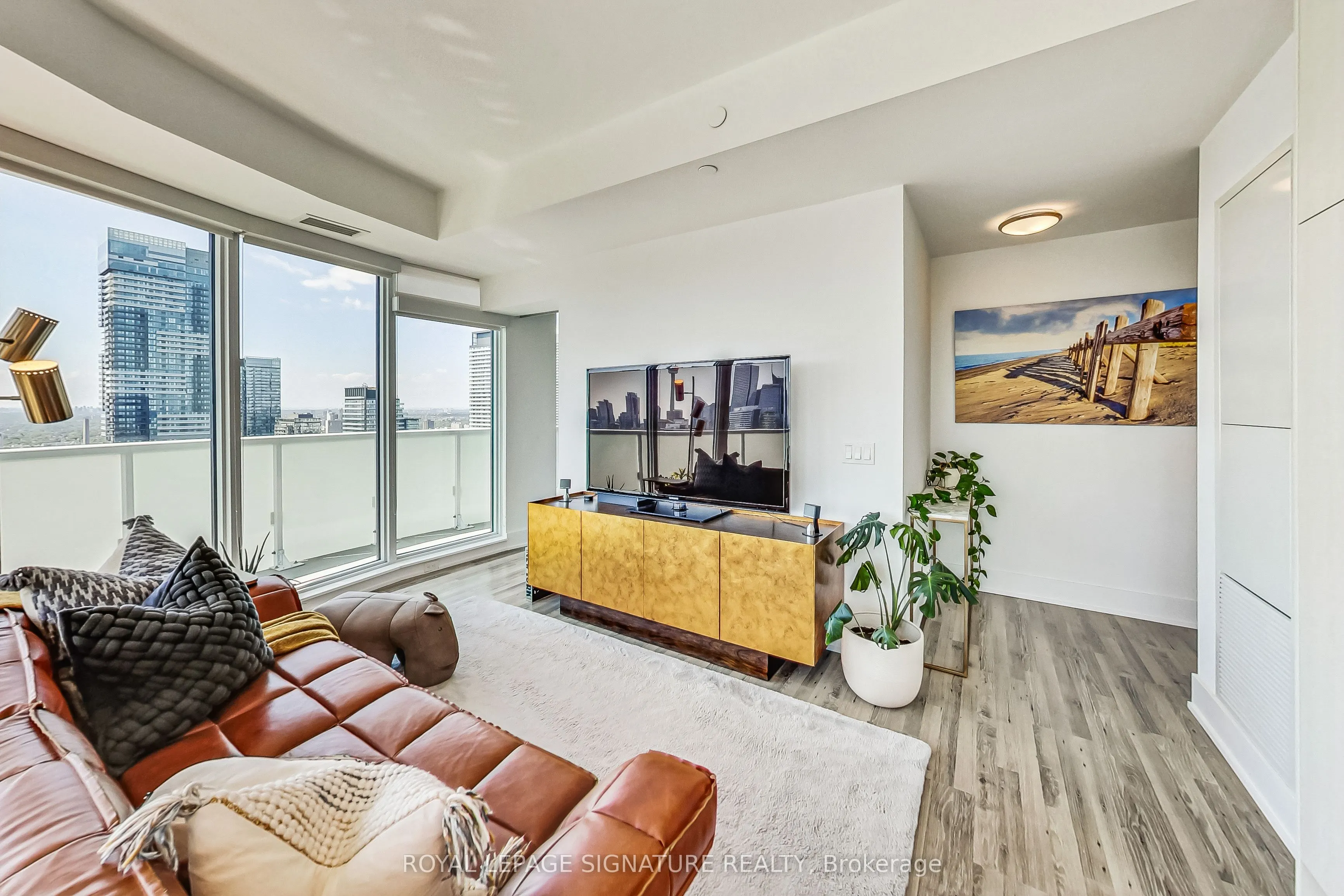 403 Church Street, #4002