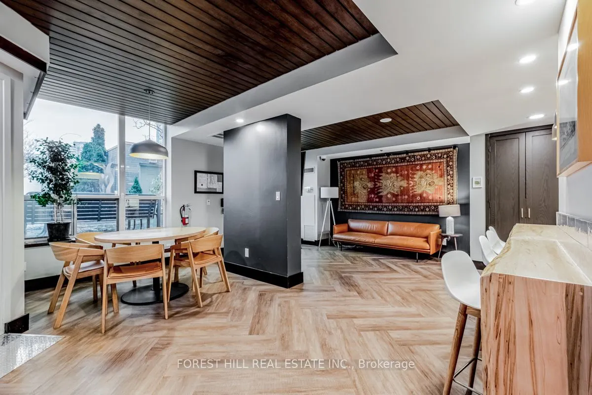 70 Alexander Street, #305