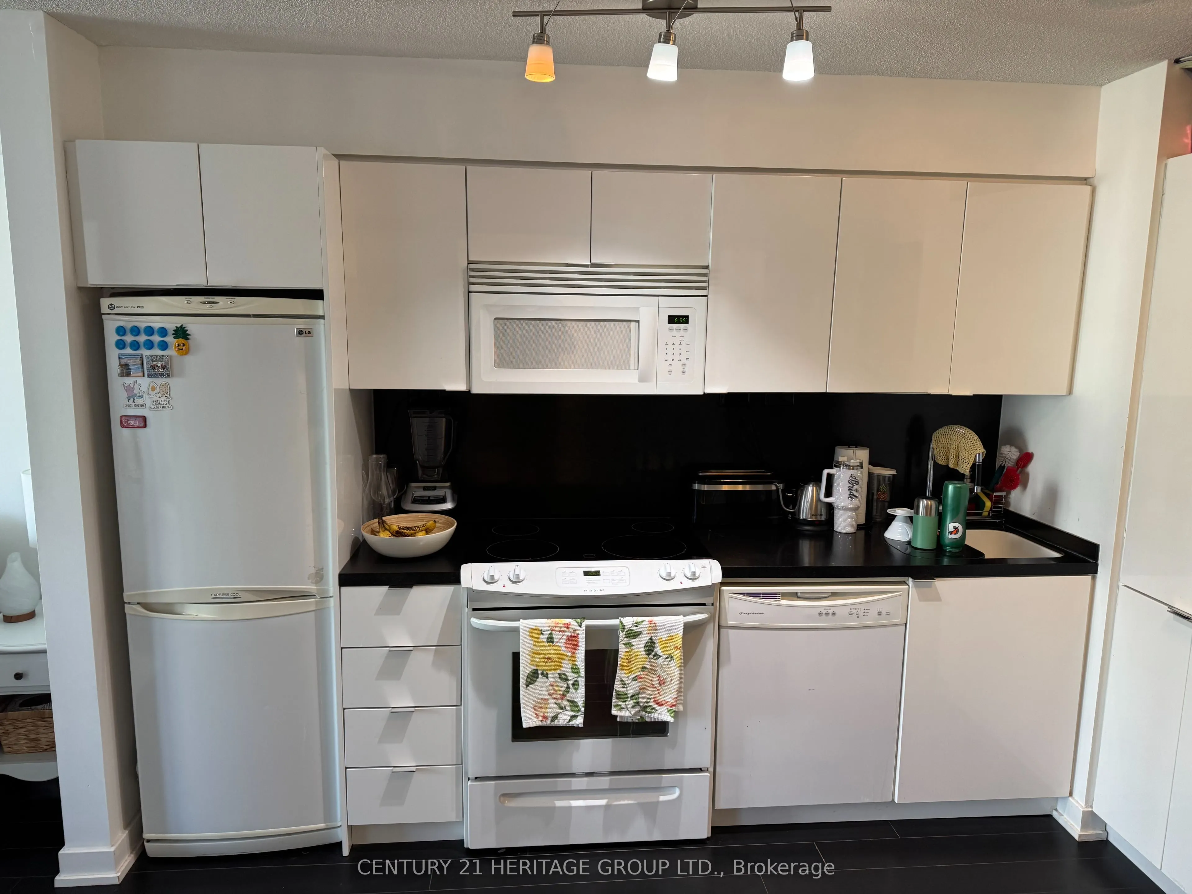15 Iceboat Terrace, #1805